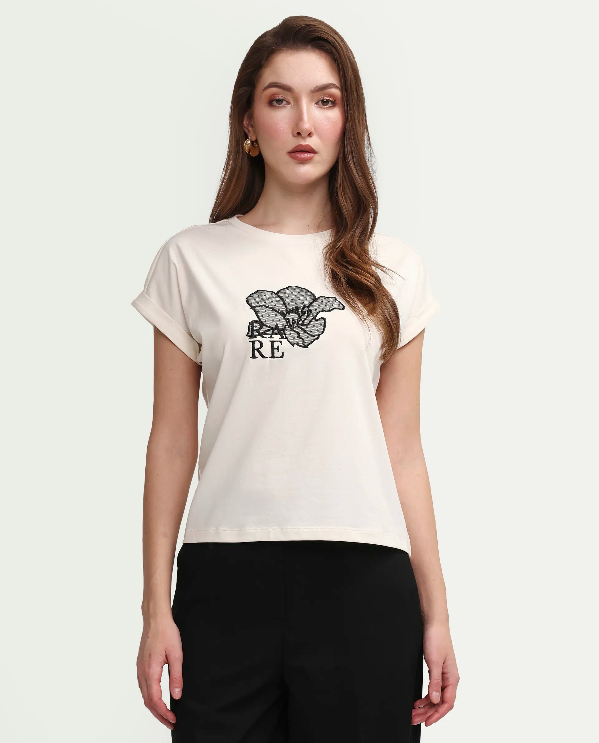 Rareism Women's Zools Off White Cotton Blend Half Sleeve Relaxed Fit Floral Print T-Shirt