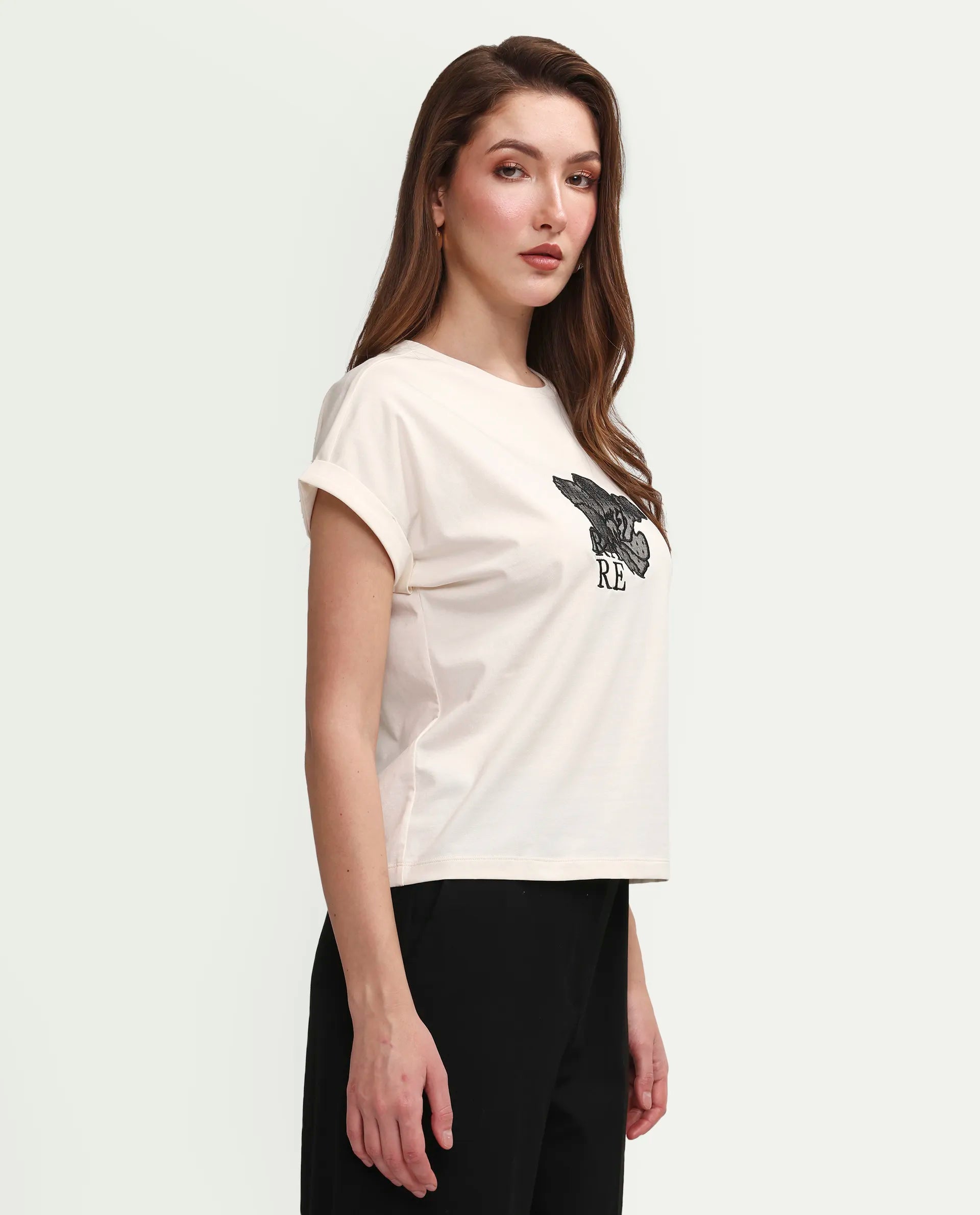 Rareism Women's Zools Off White Cotton Blend Half Sleeve Relaxed Fit Floral Print T-Shirt