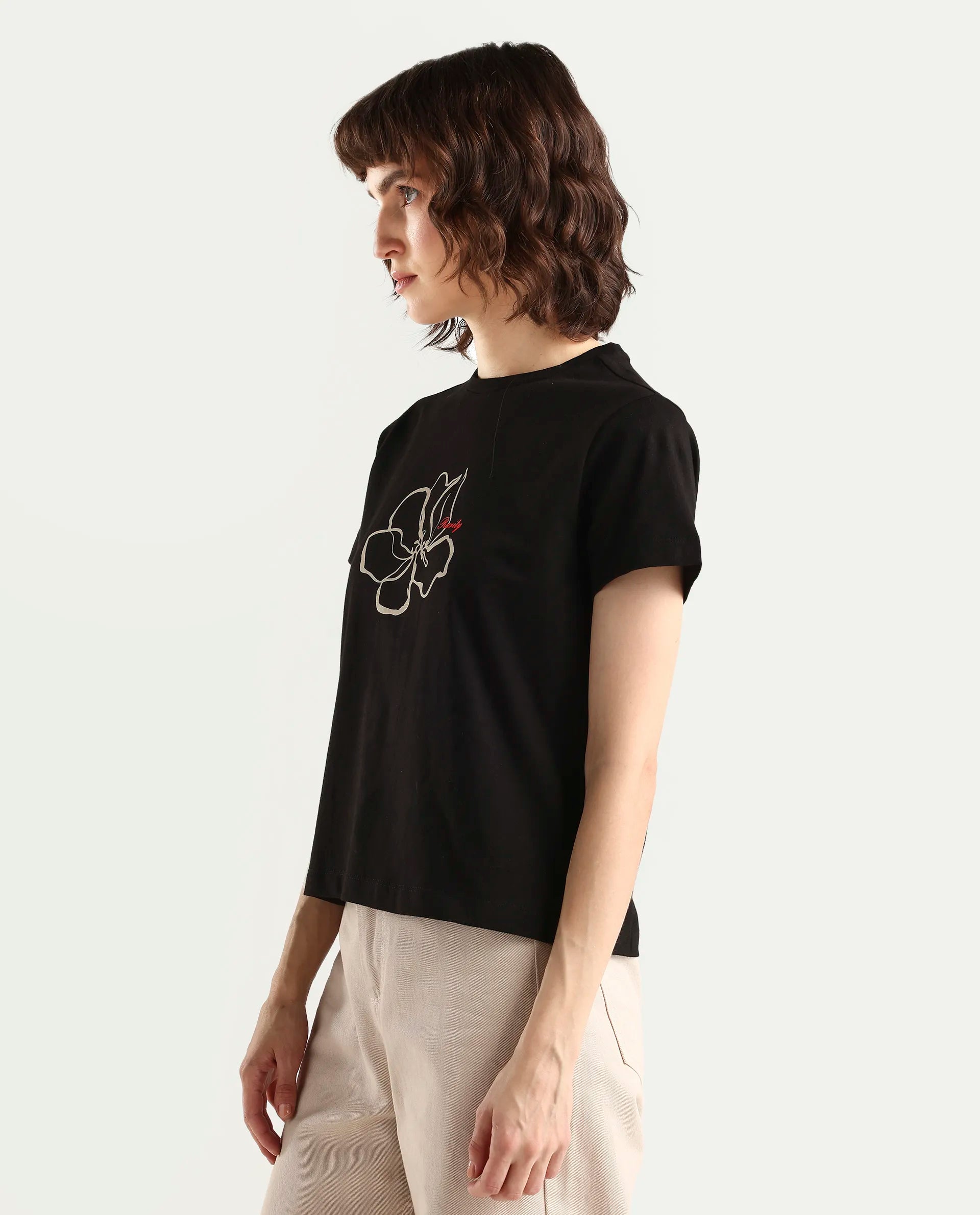 Rareism Women's Zrad Black Cotton Half Sleeve Regular Fit Floral Print T-Shirt