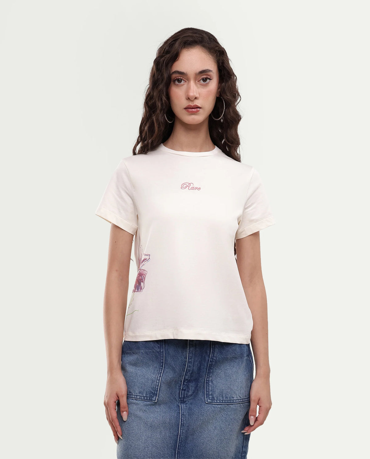 Rareism Women's Zikks Off White Cotton Blend Half Sleeve Regular Fit Floral Print T-Shirt
