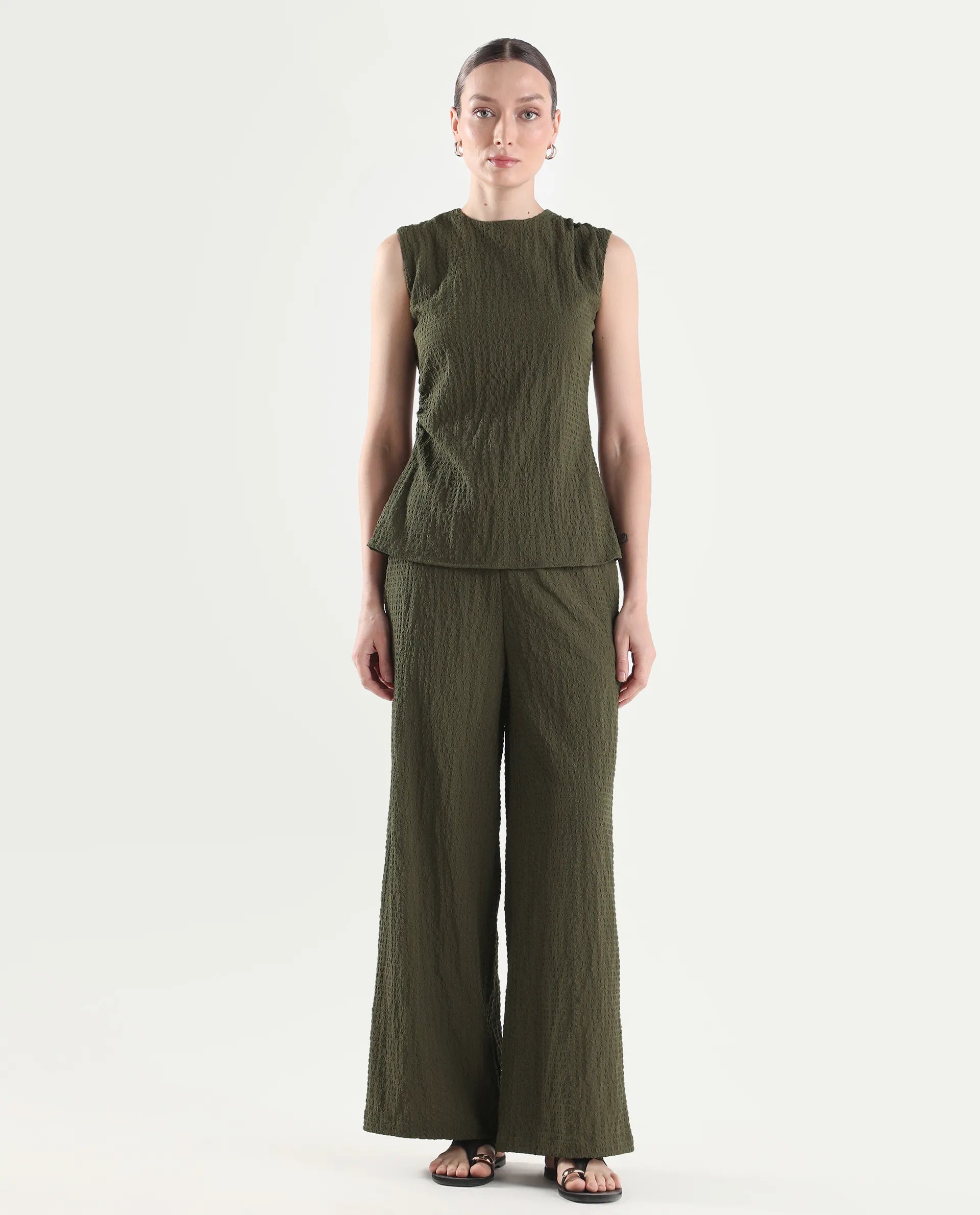 Rareism Women's Arrix-B Olive Polyester Wide Plain Trouser