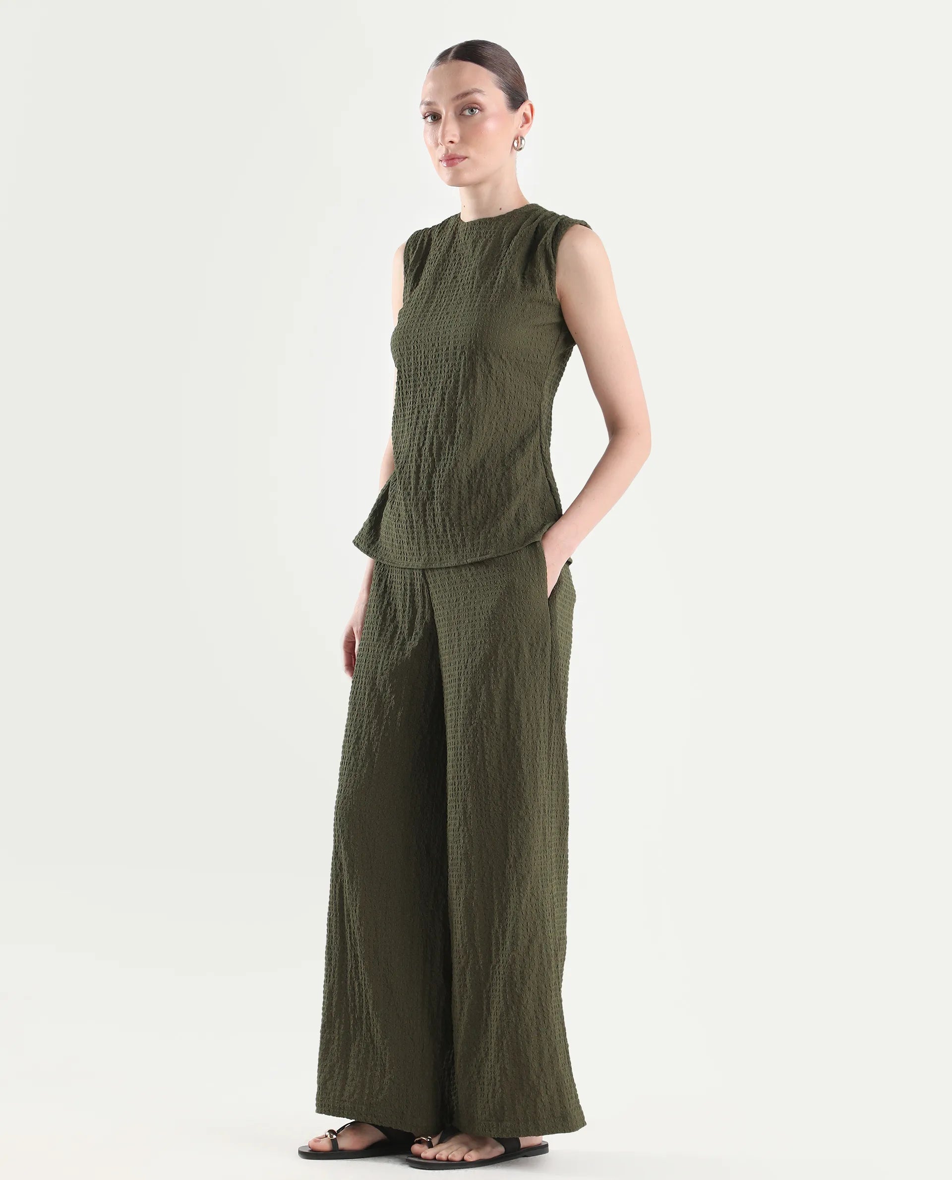 Rareism Women's Arrix-B Olive Polyester Wide Plain Trouser