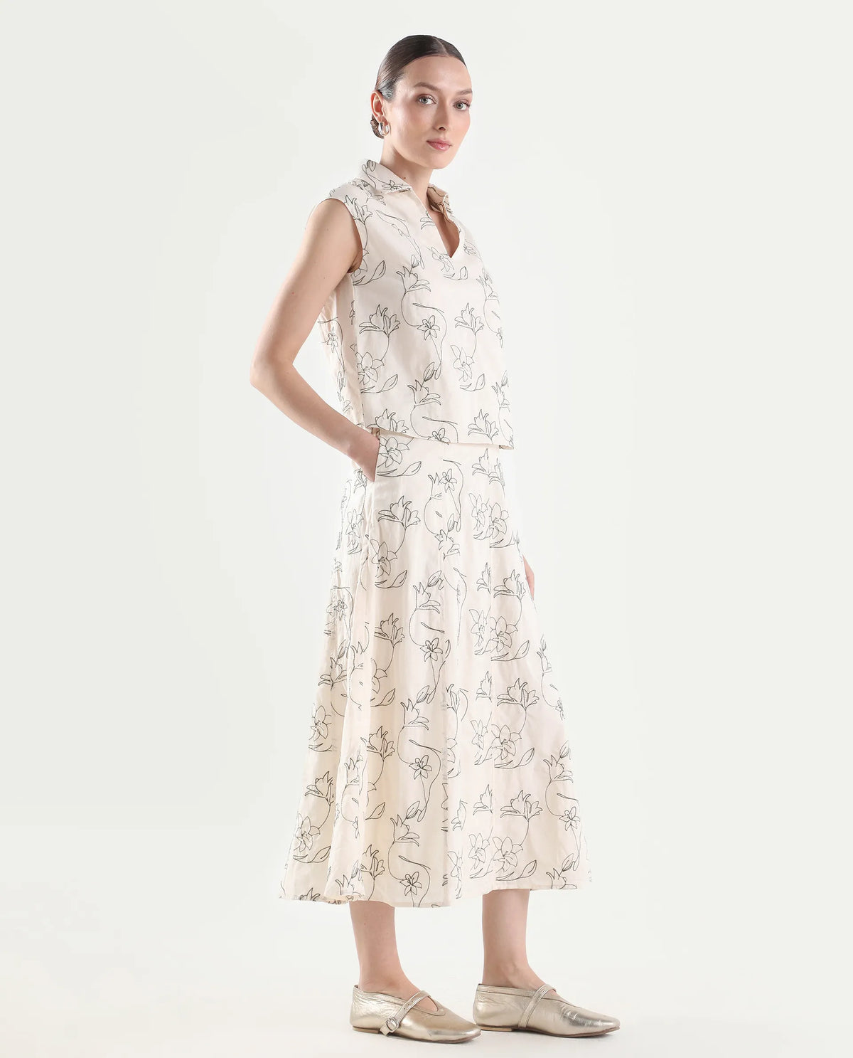 Rareism Women's Ateri-B Beige Cotton A-Line Embroidered Skirt