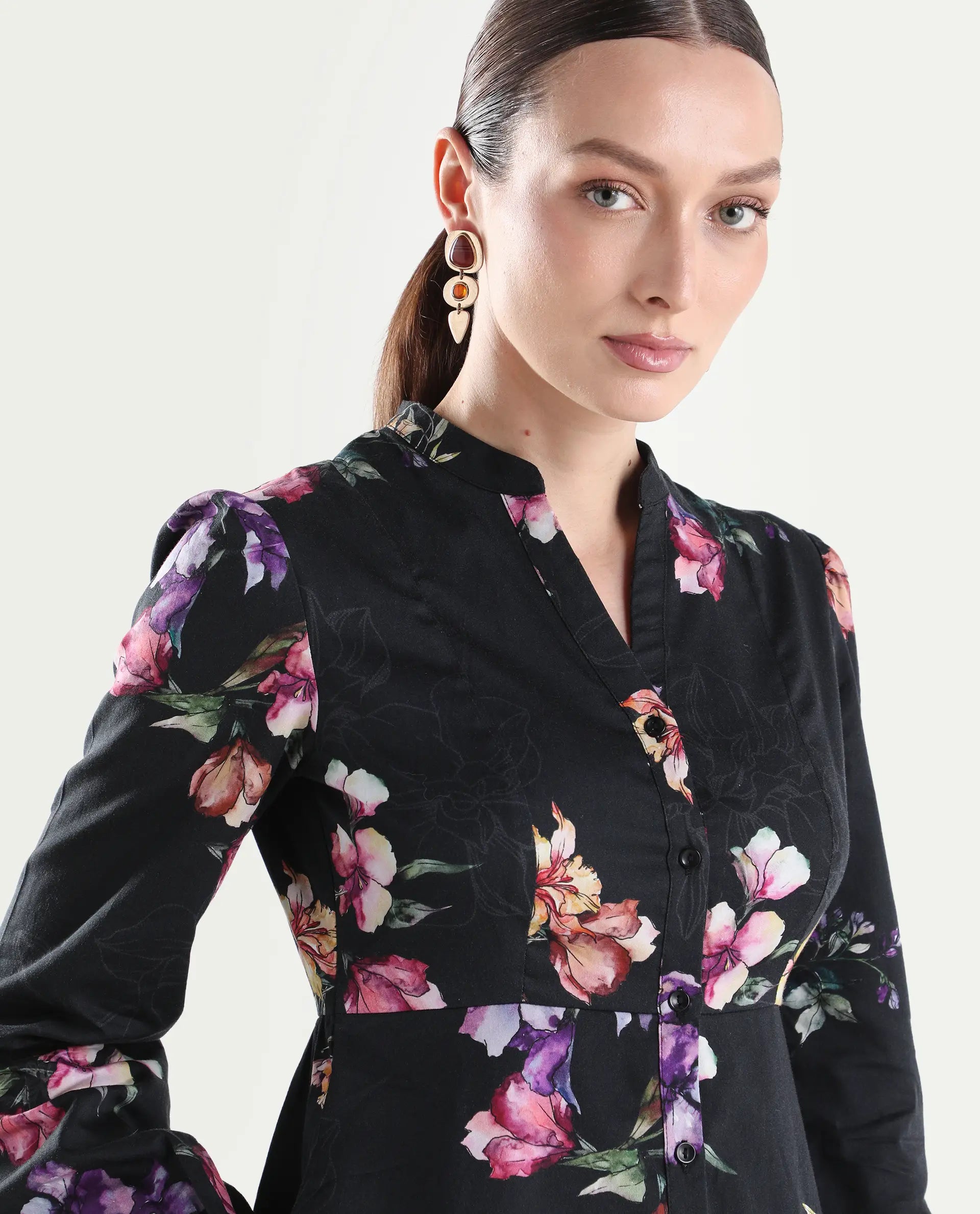 Rareism Women's Calin Black Cotton Full Sleeve A-Line Floral Print Dress