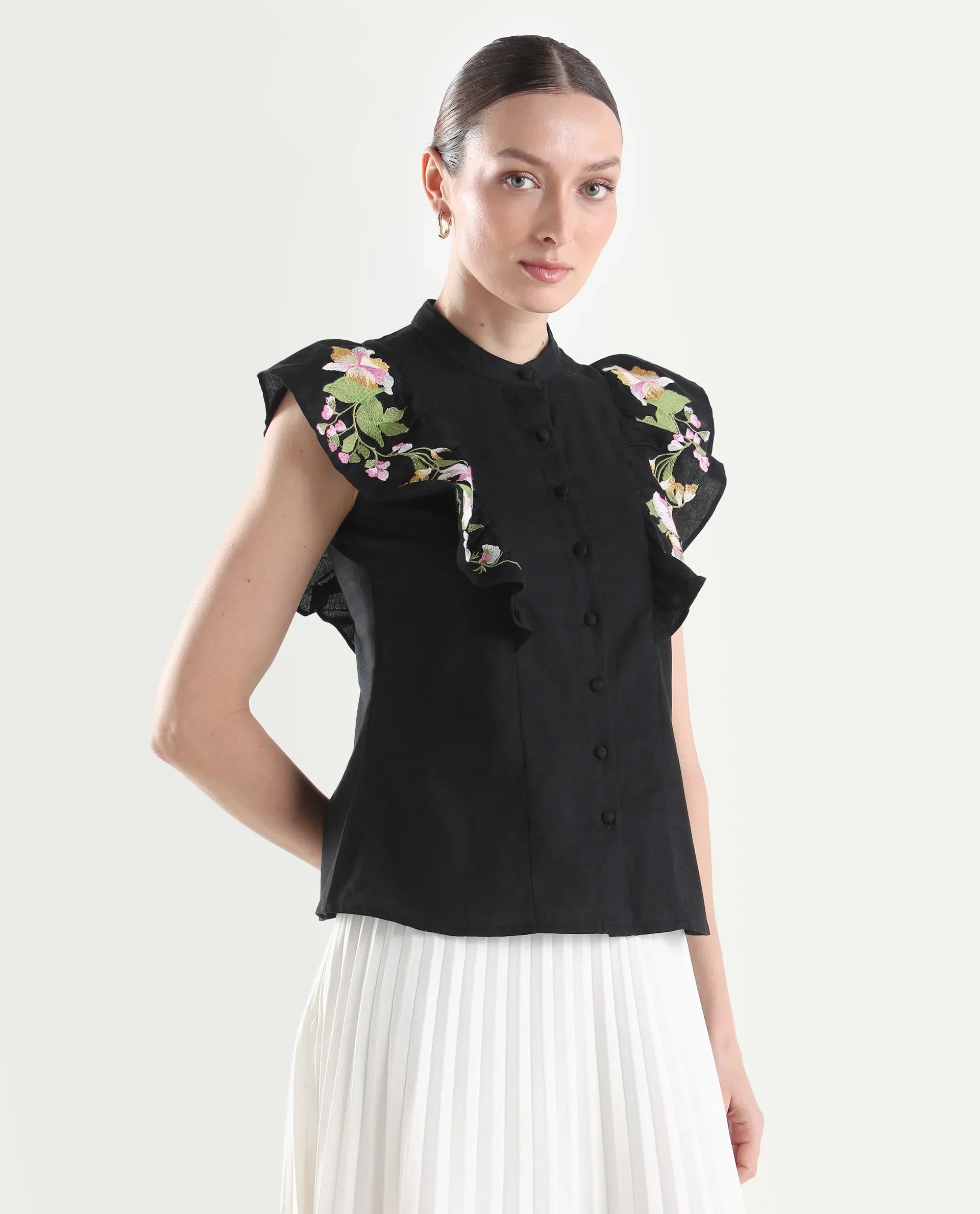 Rareism Women's Black Cotton Sleeveless Regular Fit Plain Top