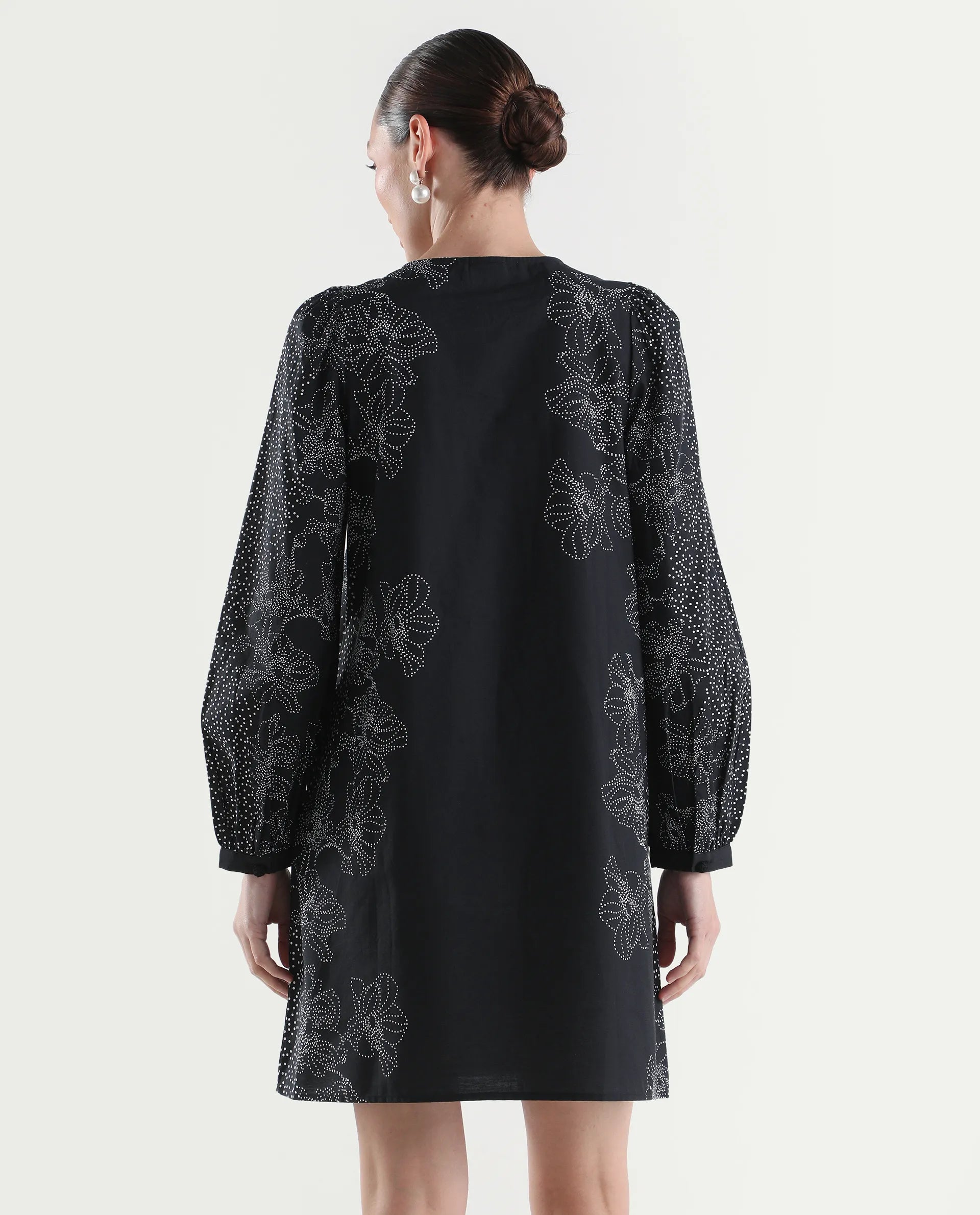 Rareism Women's Ciana Black Cotton Full Sleeve Relaxed Fit Floral Print Dress