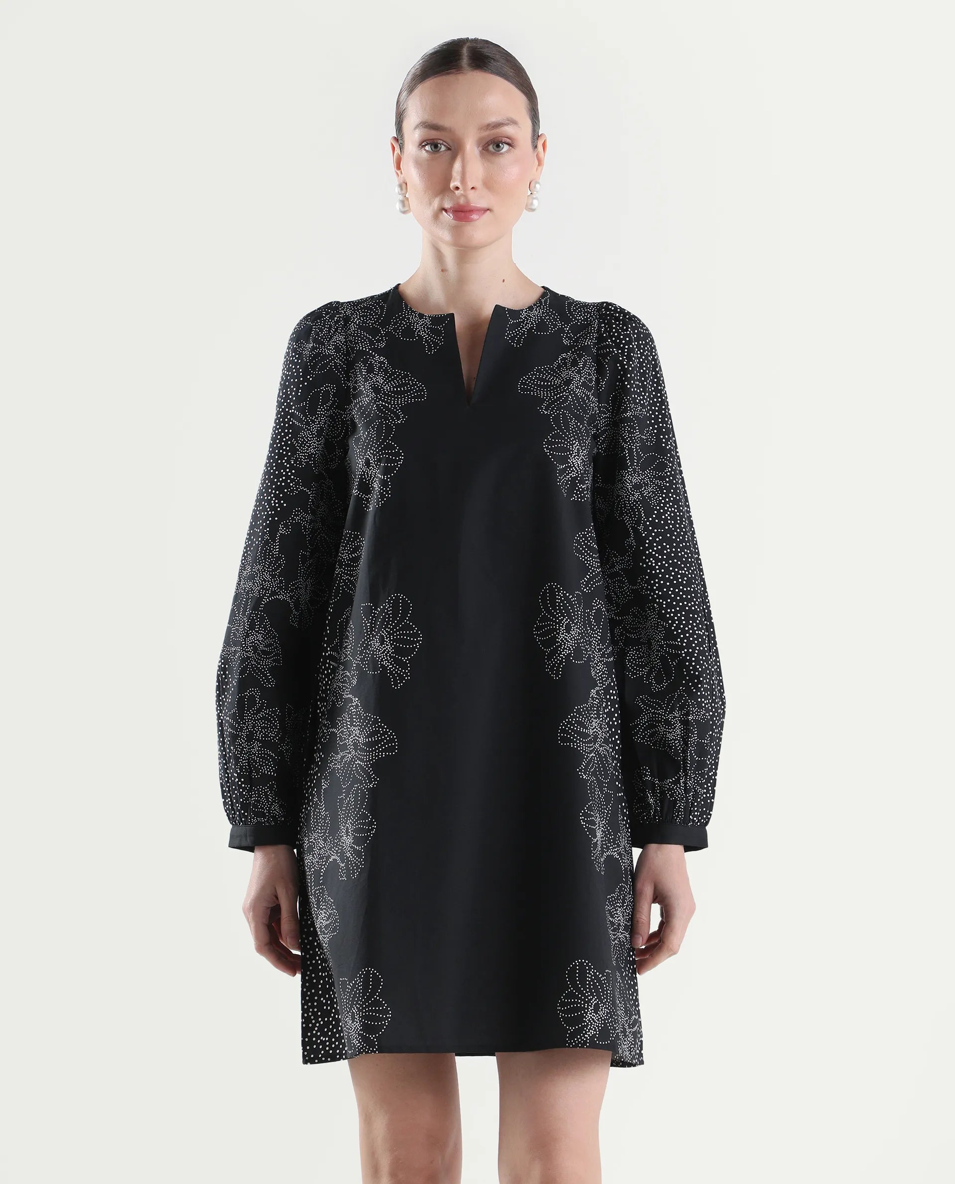 Rareism Women's Ciana Black Cotton Full Sleeve Relaxed Fit Floral Print Dress