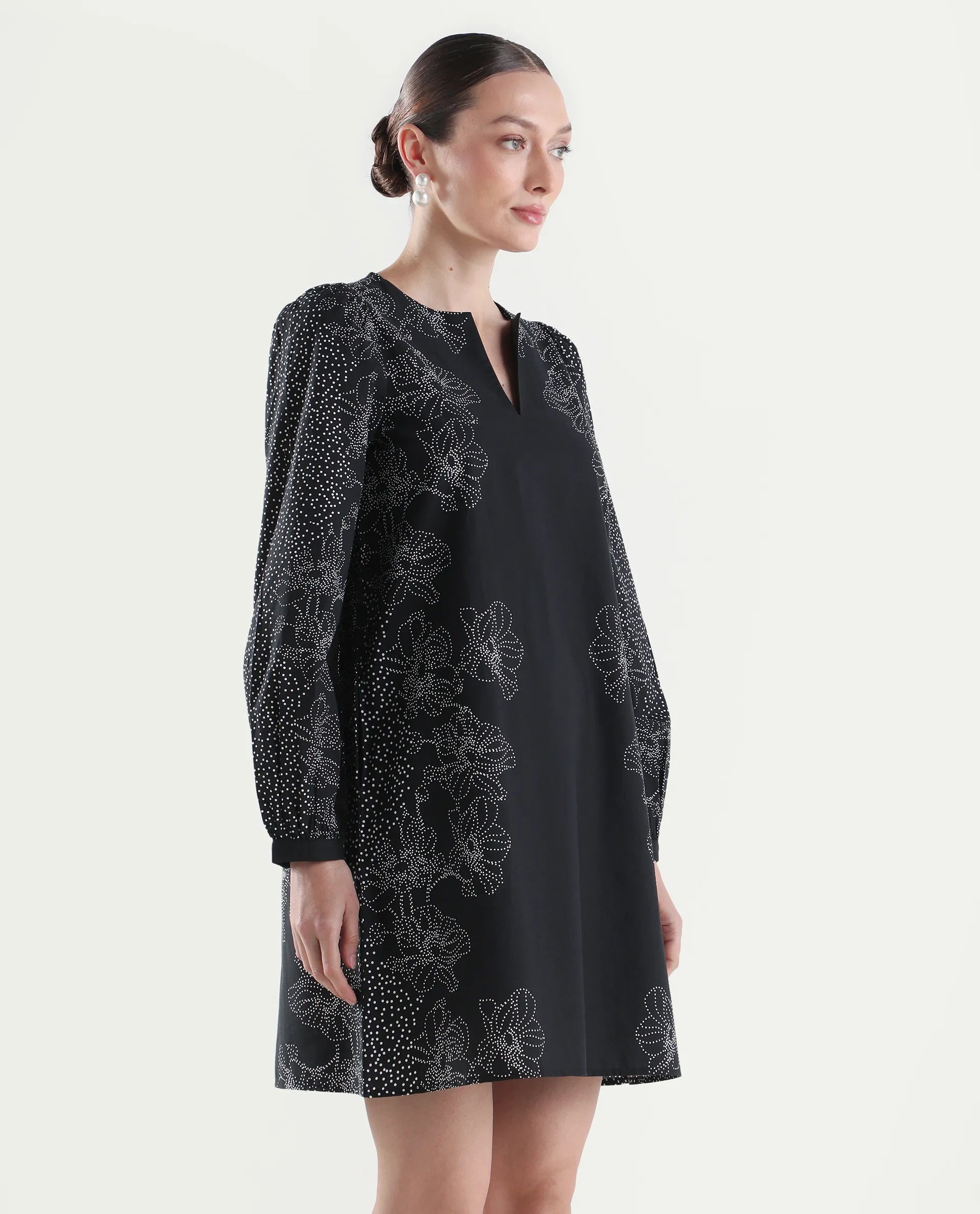 Rareism Women's Ciana Black Cotton Full Sleeve Relaxed Fit Floral Print Dress