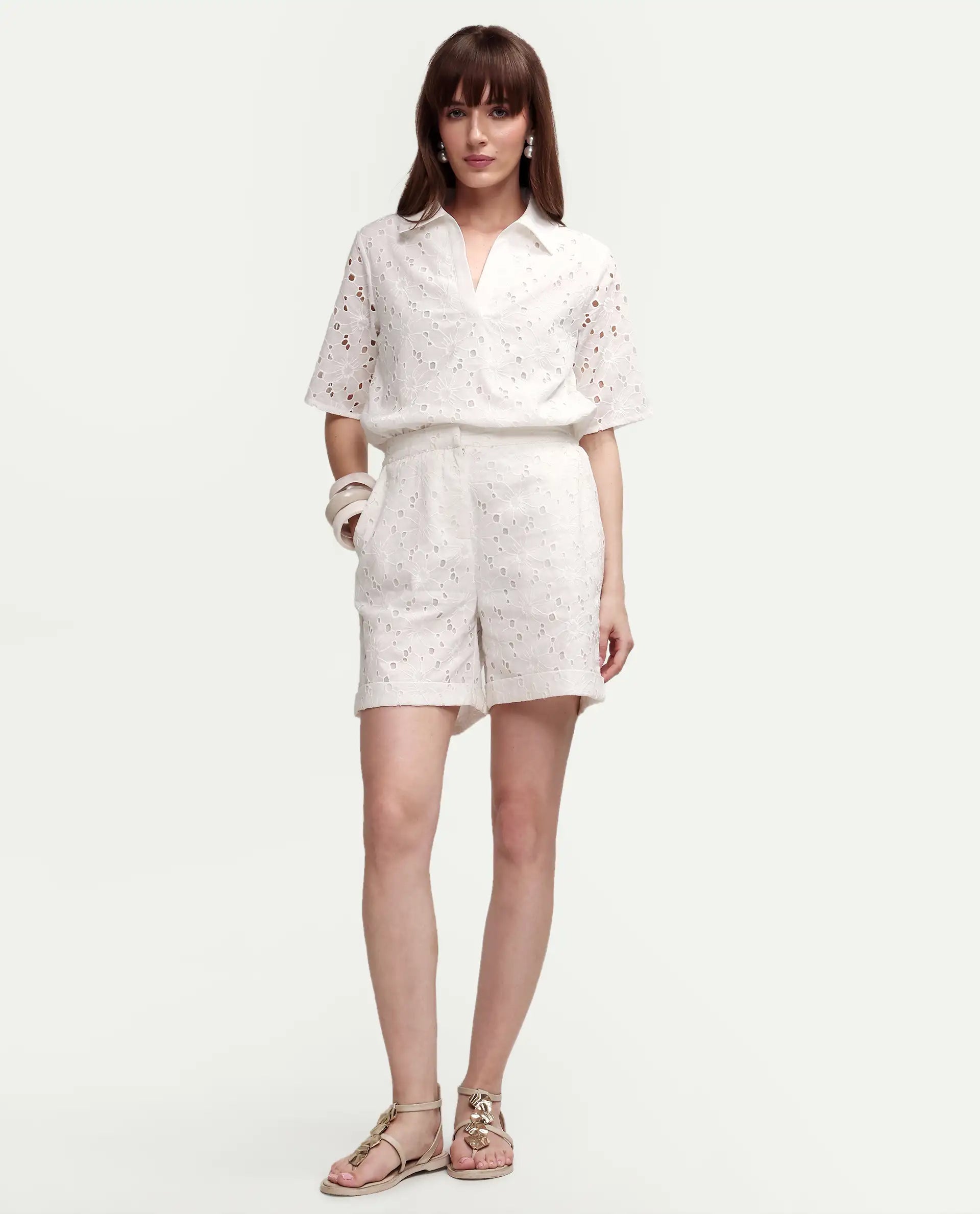 Rareism Women's Mazi-B Off White Cotton Blend Regular Schiffli Shorts