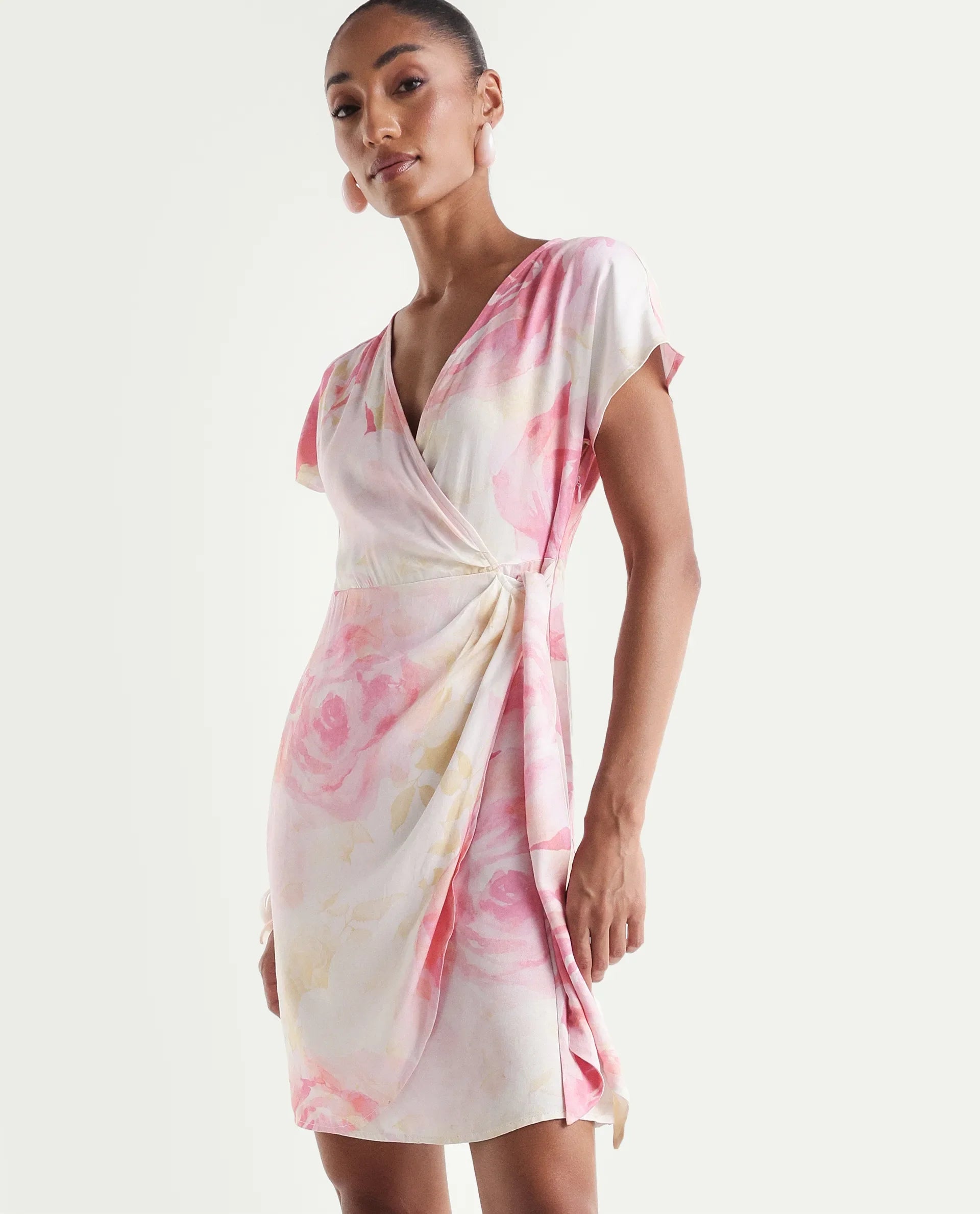 Rareism Women's Meya Off White Viscose Satin Half Sleeve V-Neck Floral Print Dress