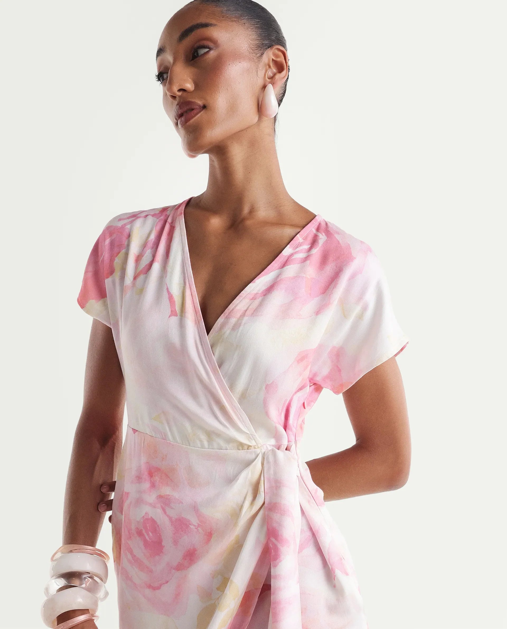 Rareism Women's Meya Off White Viscose Satin Half Sleeve V-Neck Floral Print Dress