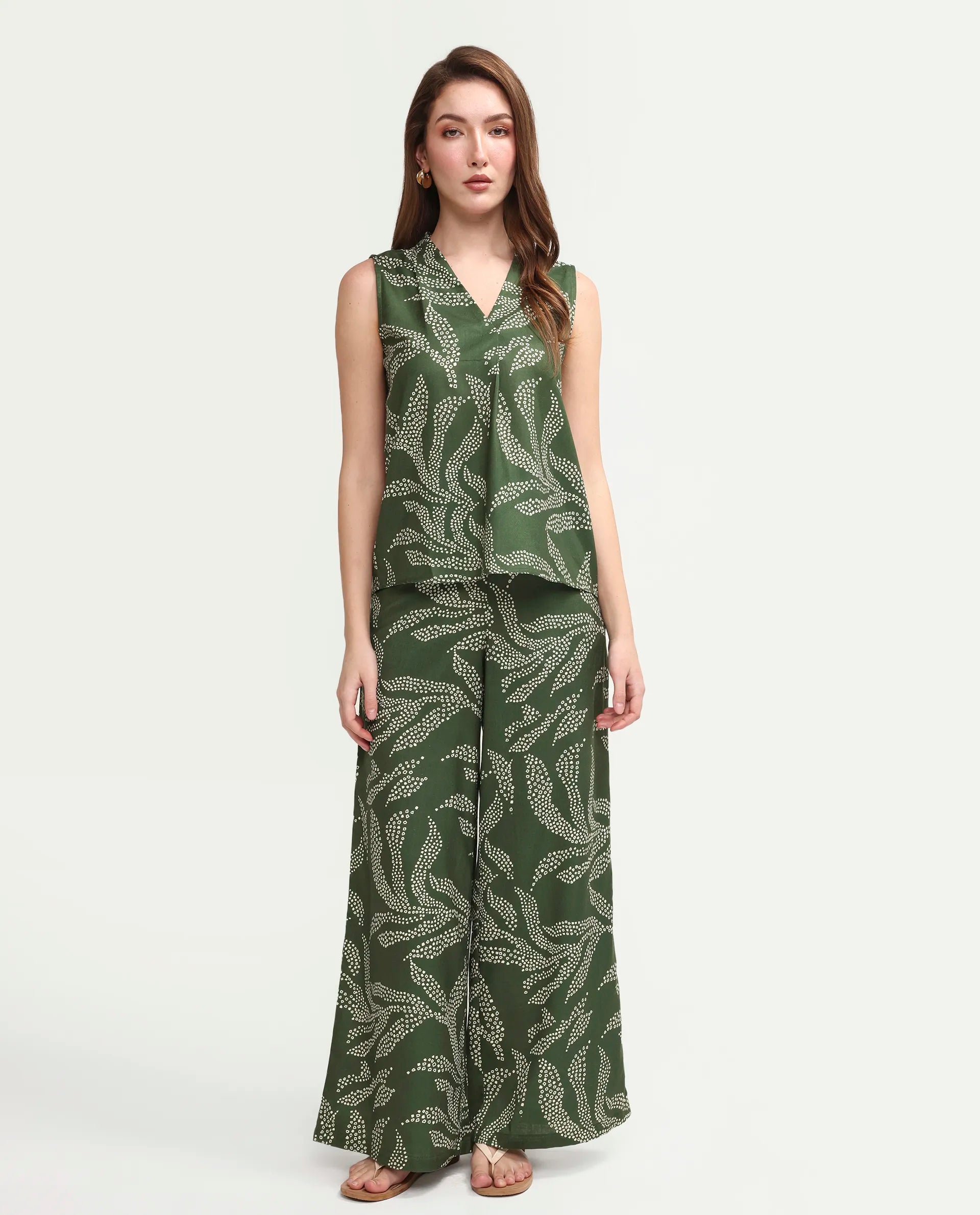Rareism Women's Vadir-B Olive Polyester Wide Abstract Print Trouser