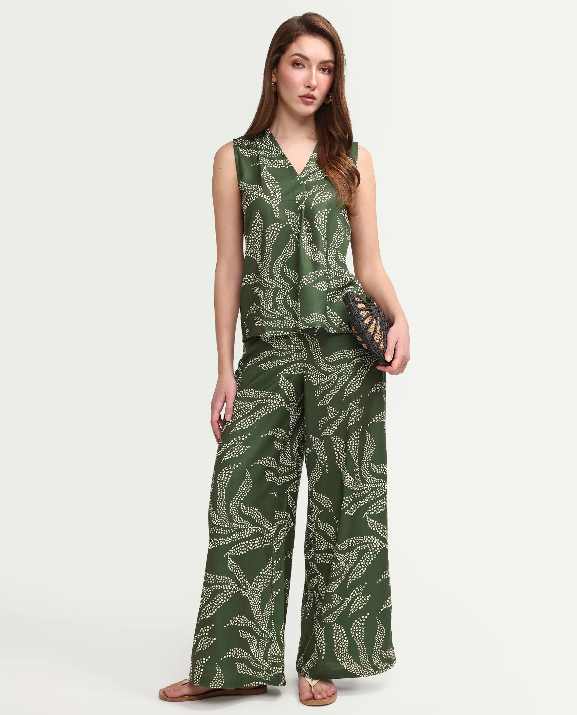 Rareism Women's Vadir-B Olive Polyester Wide Abstract Print Trouser