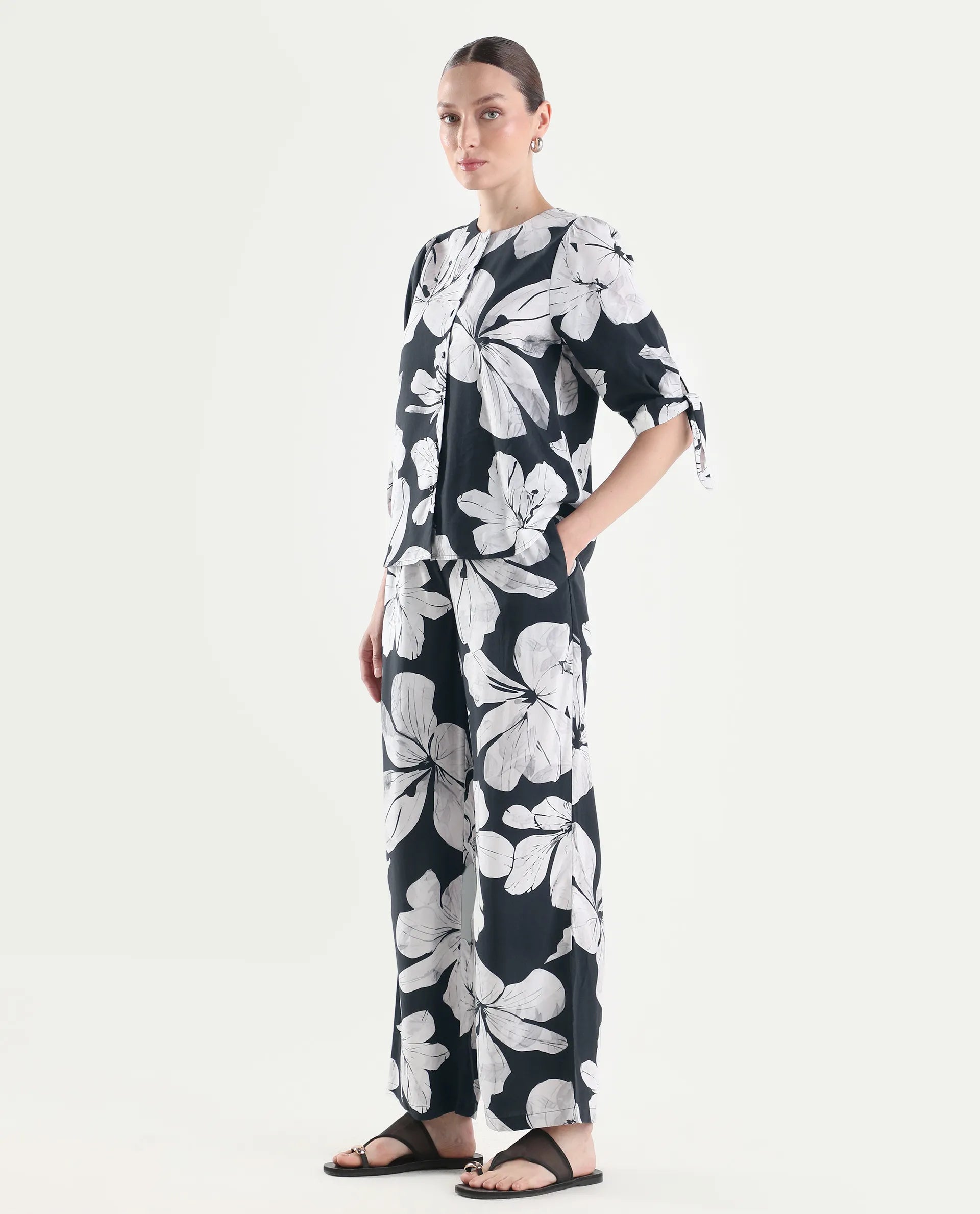 Rareism Women's Vasha-B Black Viscose Wide Floral Print Trouser