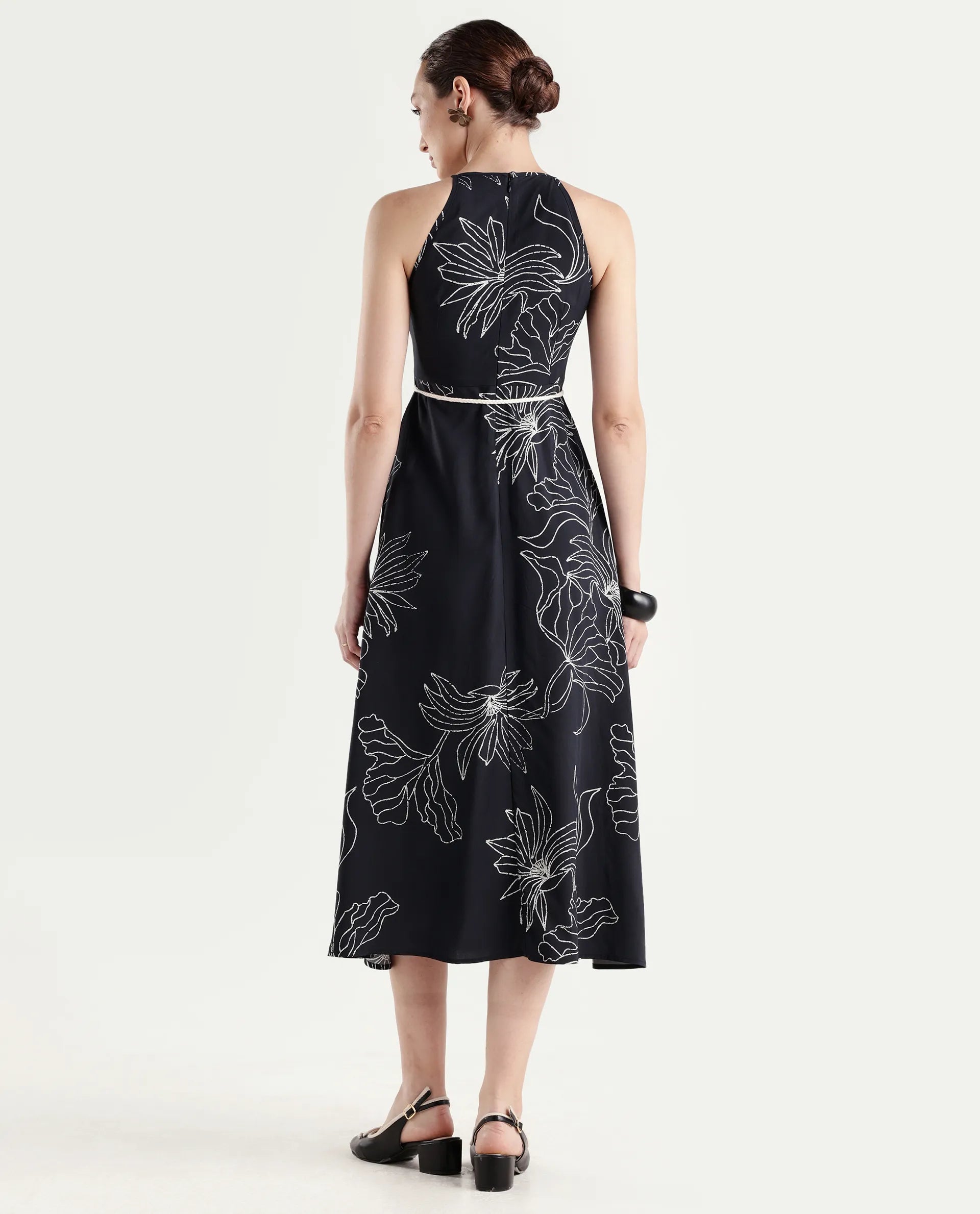 Rareism Women's Veana Black Viscose Sleeveless A-Line Floral Print Dress