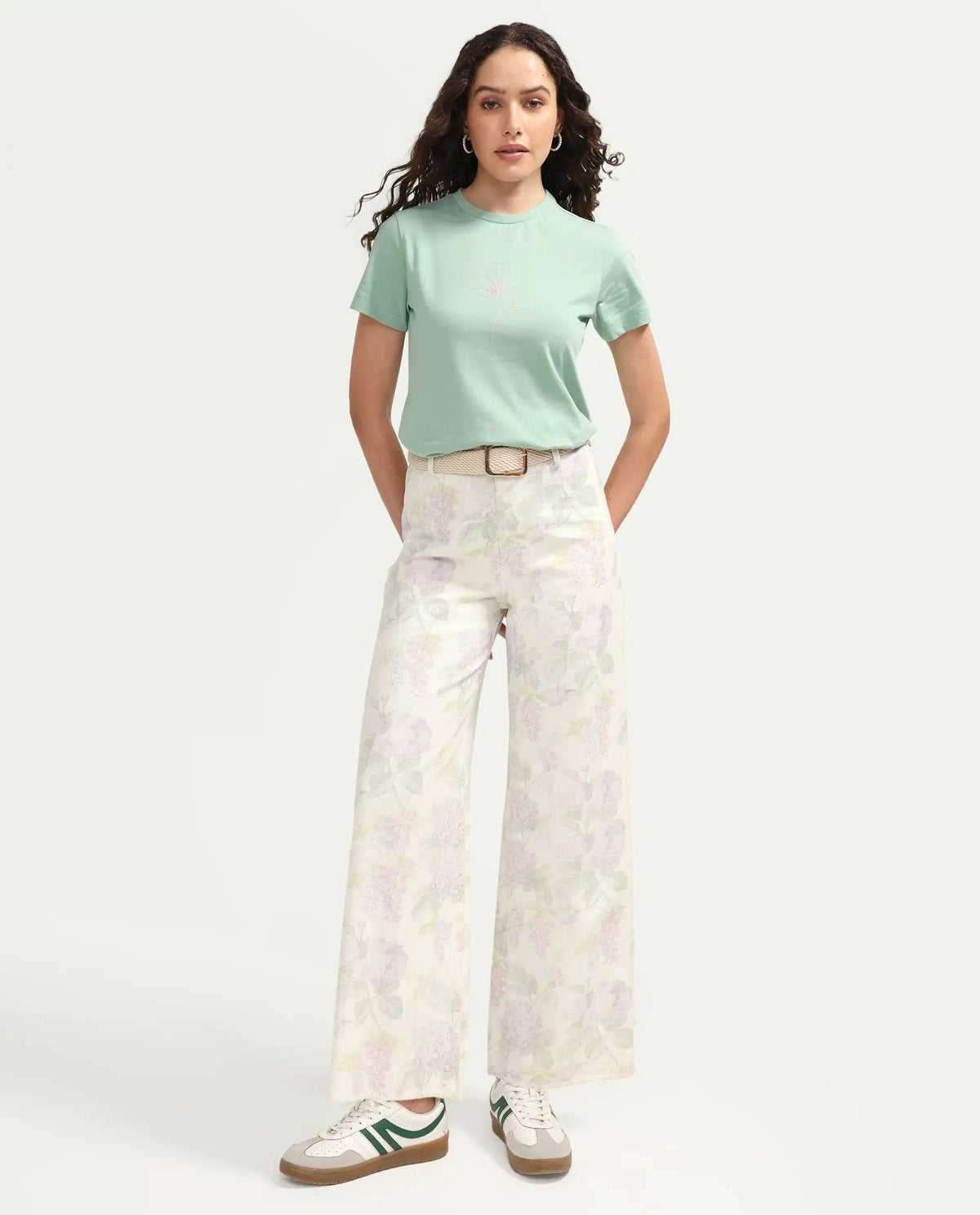 Rareism Women's Zexer Light Green Cotton Crew Neck Pull-On Regular Floral Print T-Shirt