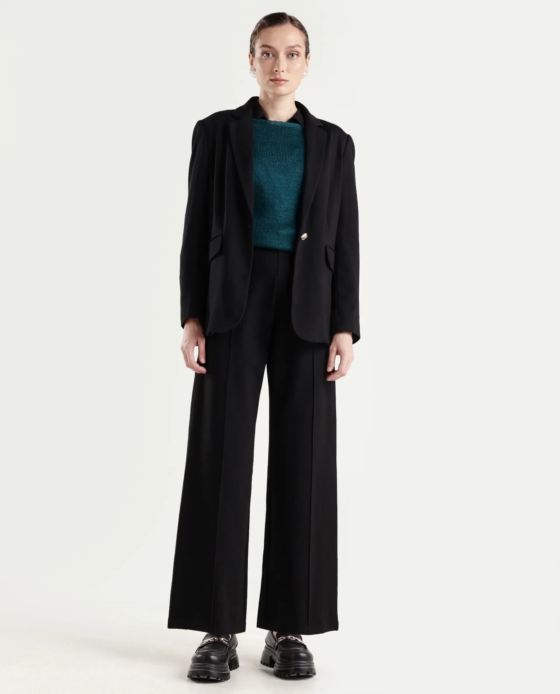 Rareism Women's Jancura-S26 Black Viscose Blend Relaxed Fit Plain Trouser