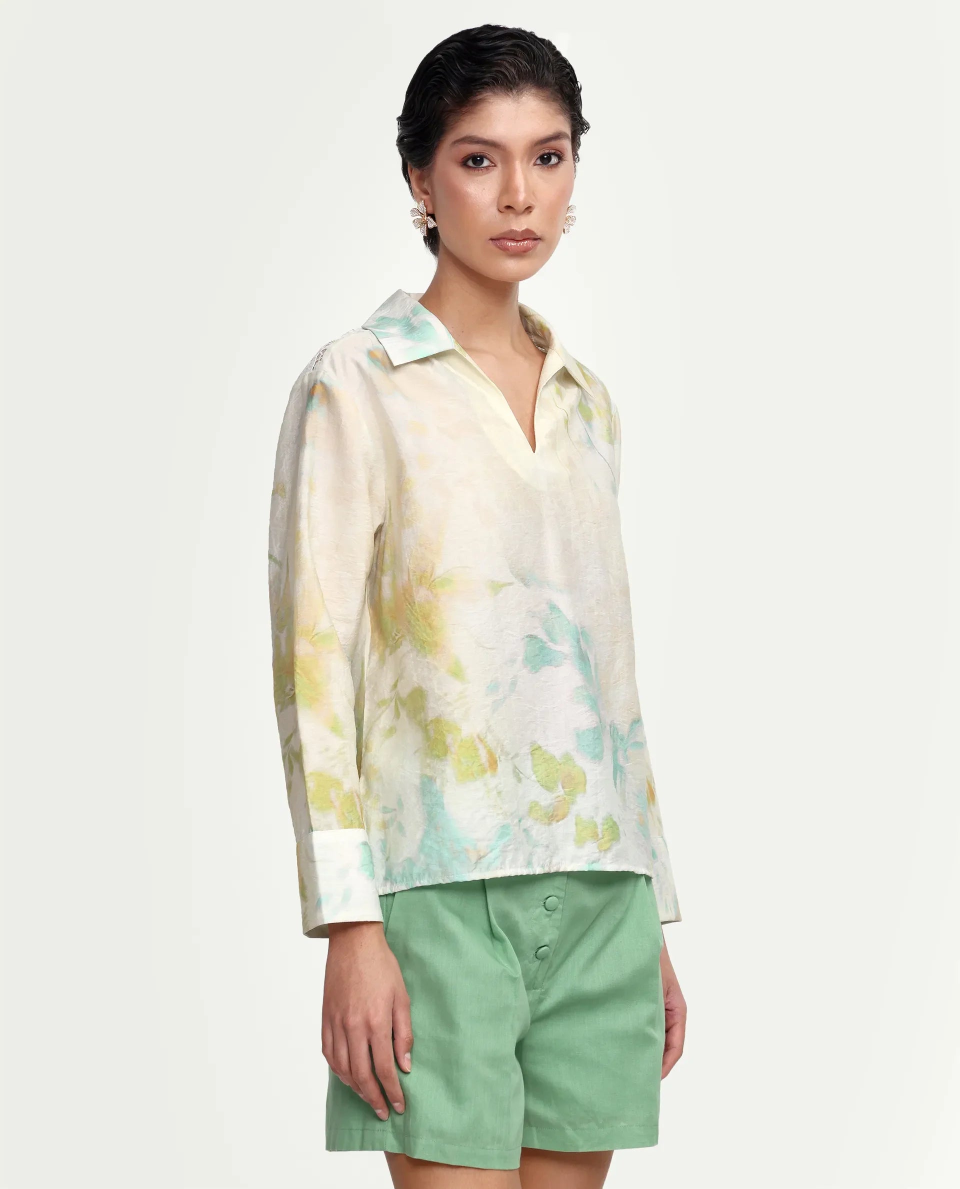 Rareism Women's Hrixo Light Green Viscose Blend Johnny Collar Relaxed All Over Print Top
