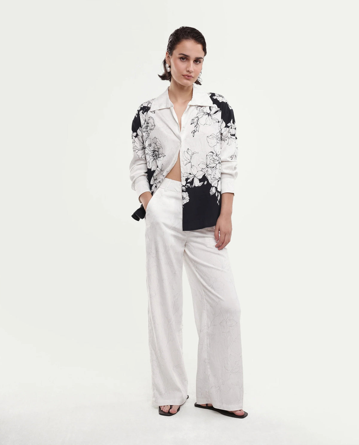 Rareism Women's Camiya-B White Viscose Blend Wide Printed Trouser