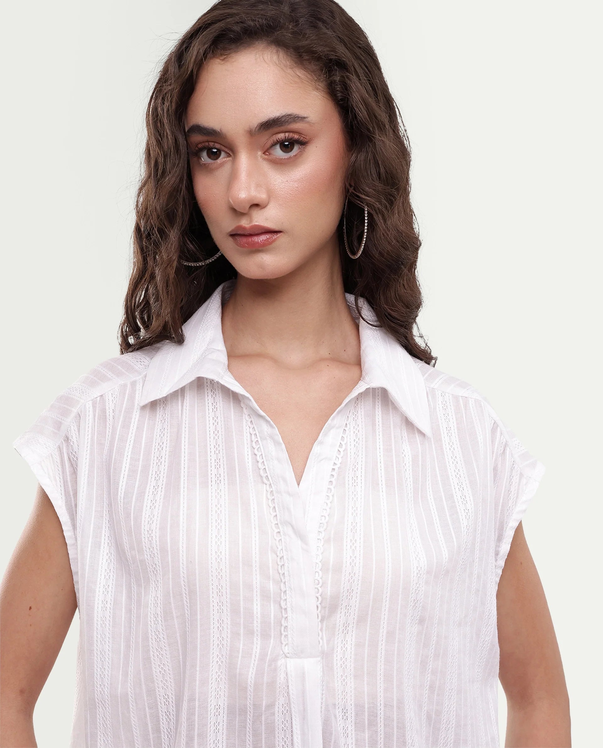 Rareism Women's Koya Off White Cotton Mandarin Collar Regular Plain Top
