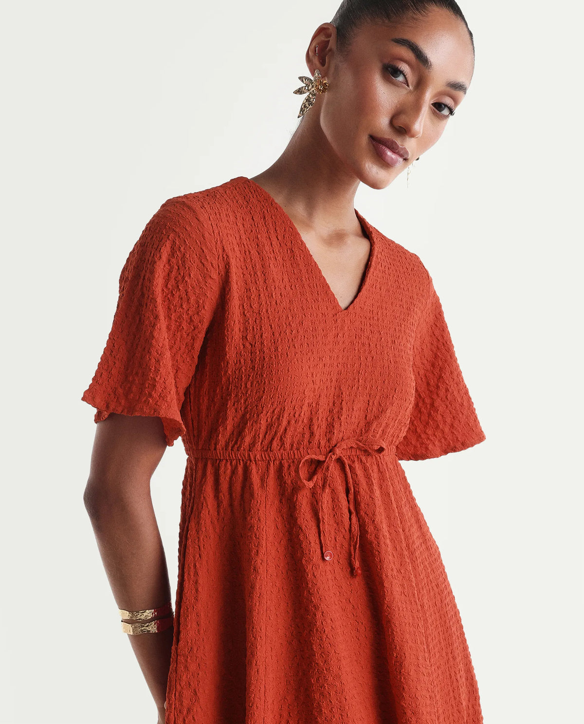 Rareism Women's Vondien Rust Polyester Half Sleeve V-Neck Flared Dress