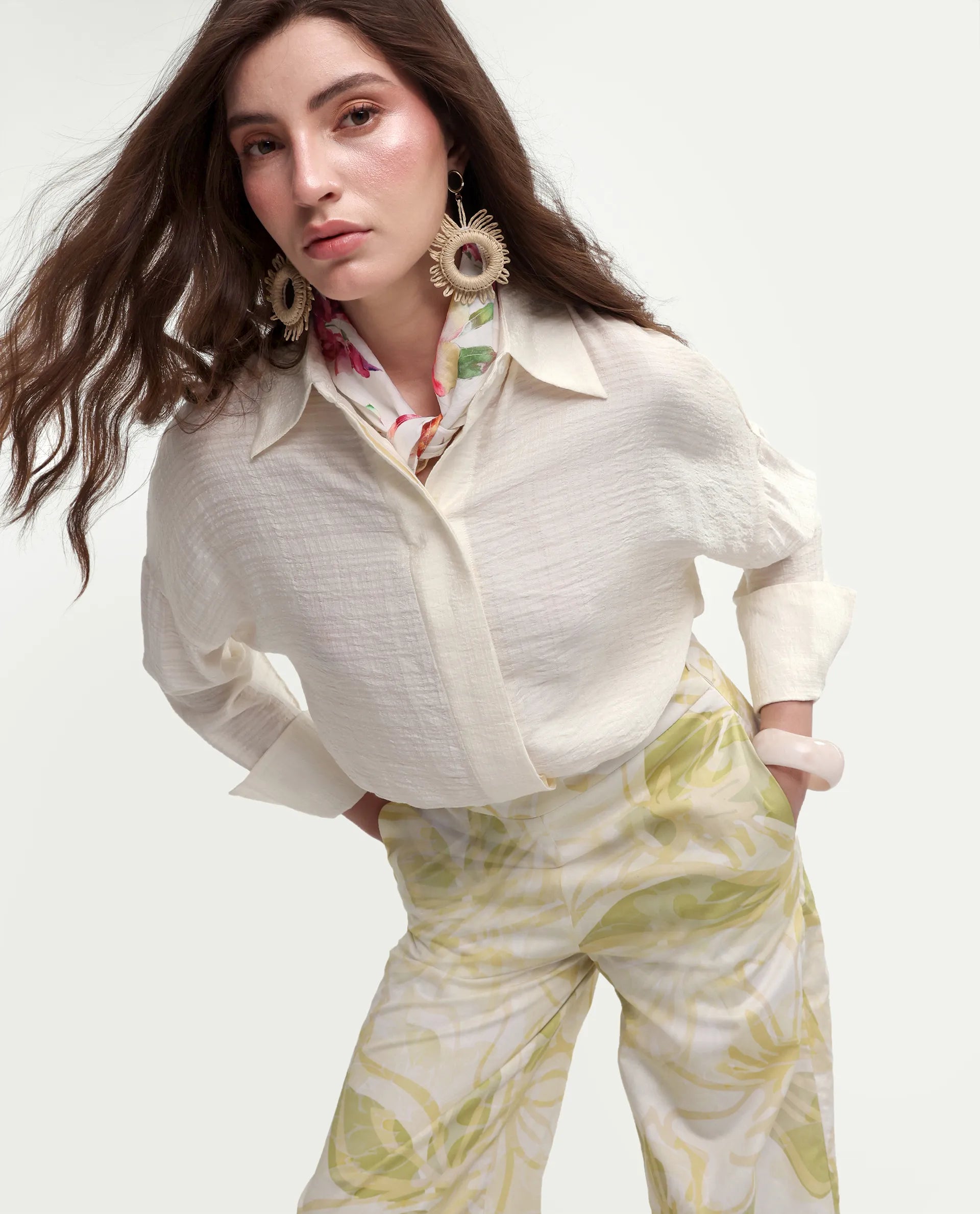 Rareism Women's Diri Off White Viscose Blend Full Sleeve Spread Collar Button Oversized Plain Shirt