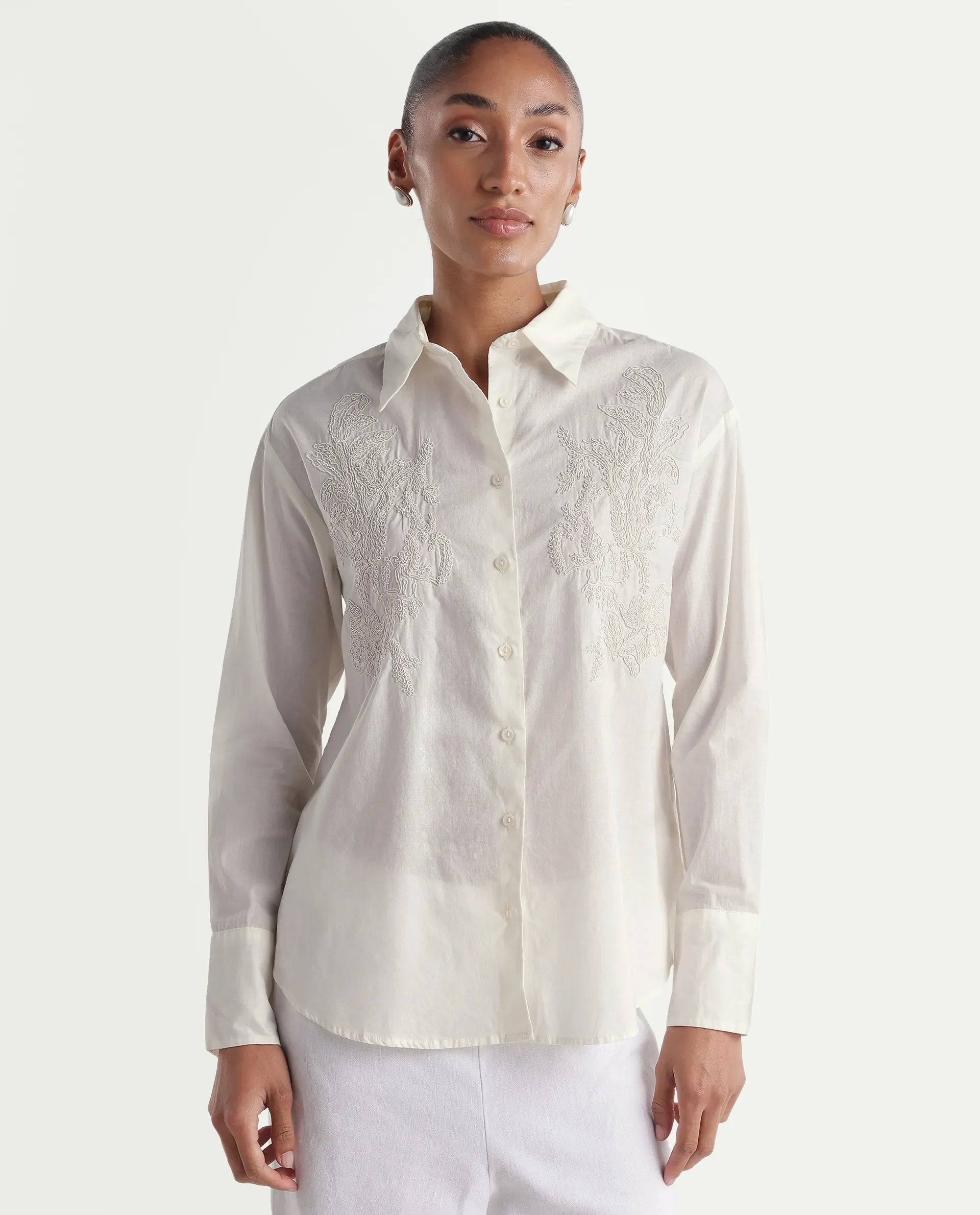 Rareism Women's Torim Light Off White Cotton Spread Collar Button Regular Plain Shirt