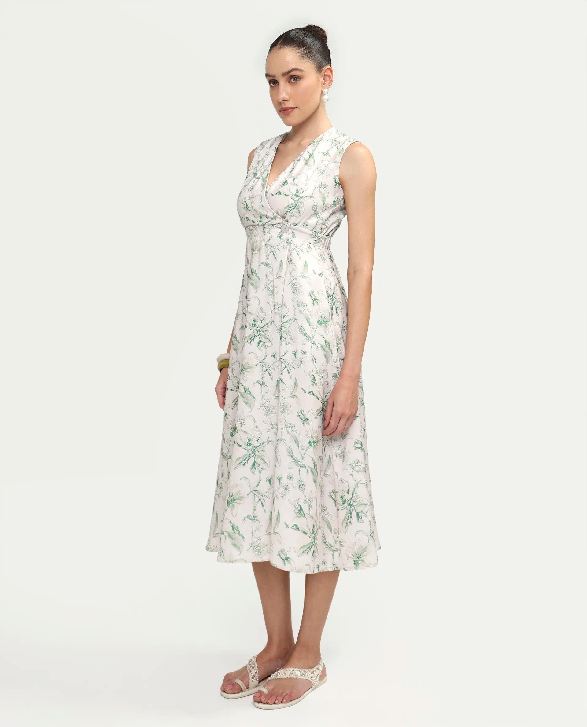 Rareism Women's Eletass26 Light Green Sleeveless V-Neck A-Line Printed Dress