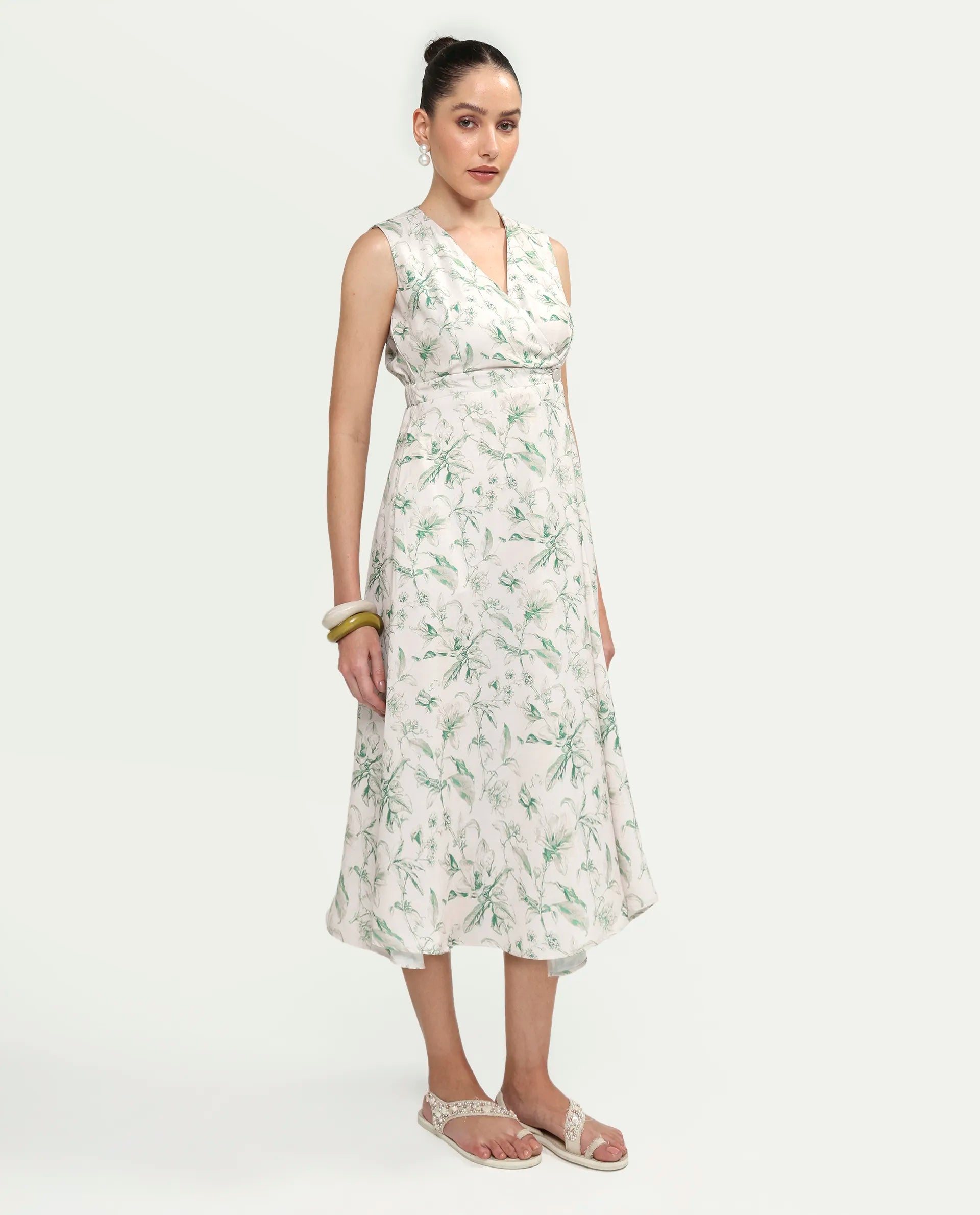 Rareism Women's Eletass26 Light Green Sleeveless V-Neck A-Line Printed Dress