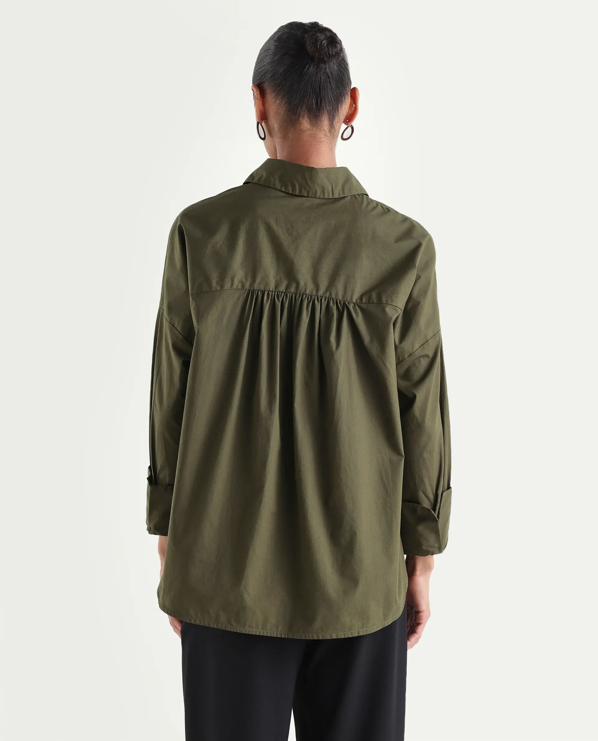 Rareism Women's Oni Olive Cotton Spread Collar Button Boxy Plain Shirt