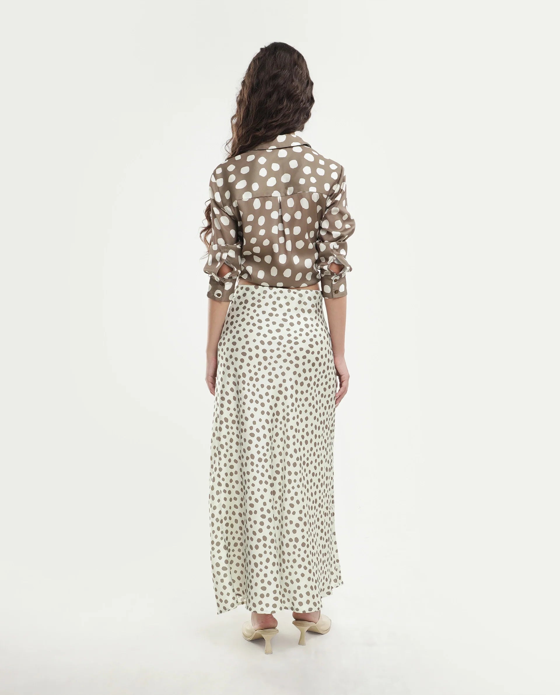 Rareism Women's Polron White Polyester Elastic Fit And Flare Polka Print Skirt