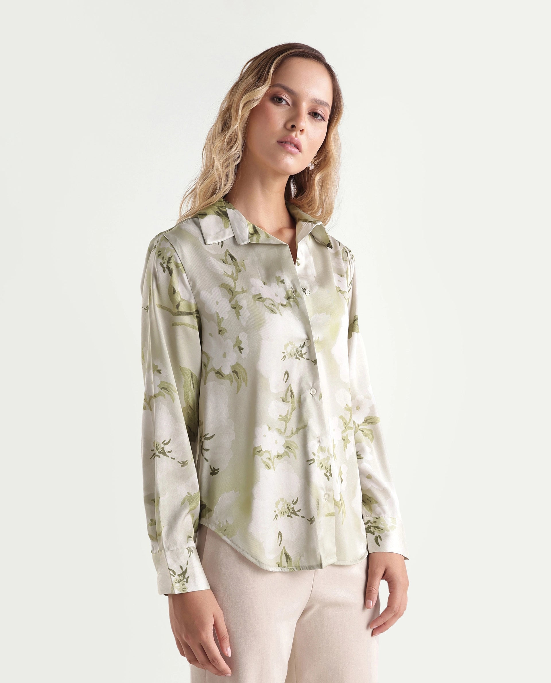 Rareism Women's Satino Light Green Abstract Polyester Regular Long Sleeves Shirt