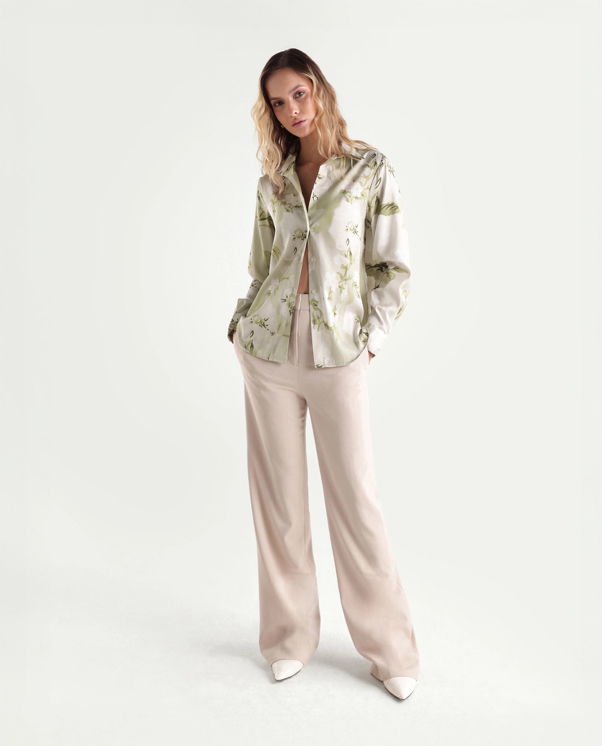 Rareism Women's Satino Light Green Abstract Polyester Regular Long Sleeves Shirt