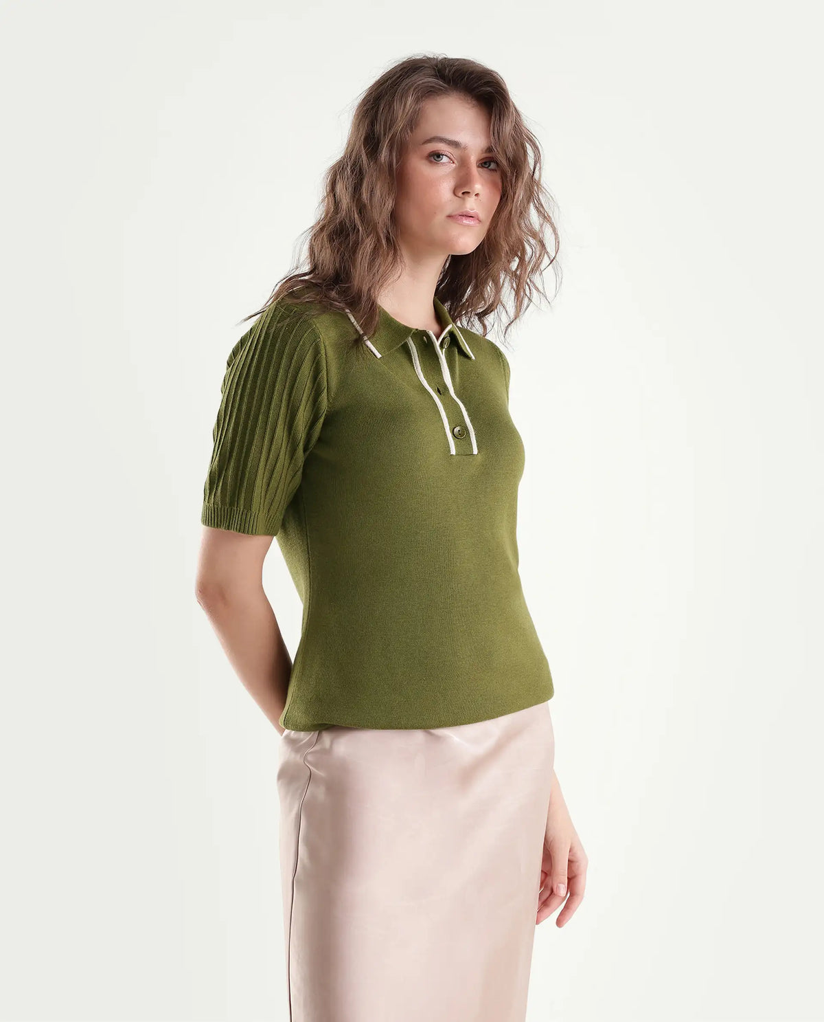 Rareism Women's Knitupaw26 Olive Viscose Blend Spread Collar Regular Fit Plain Top