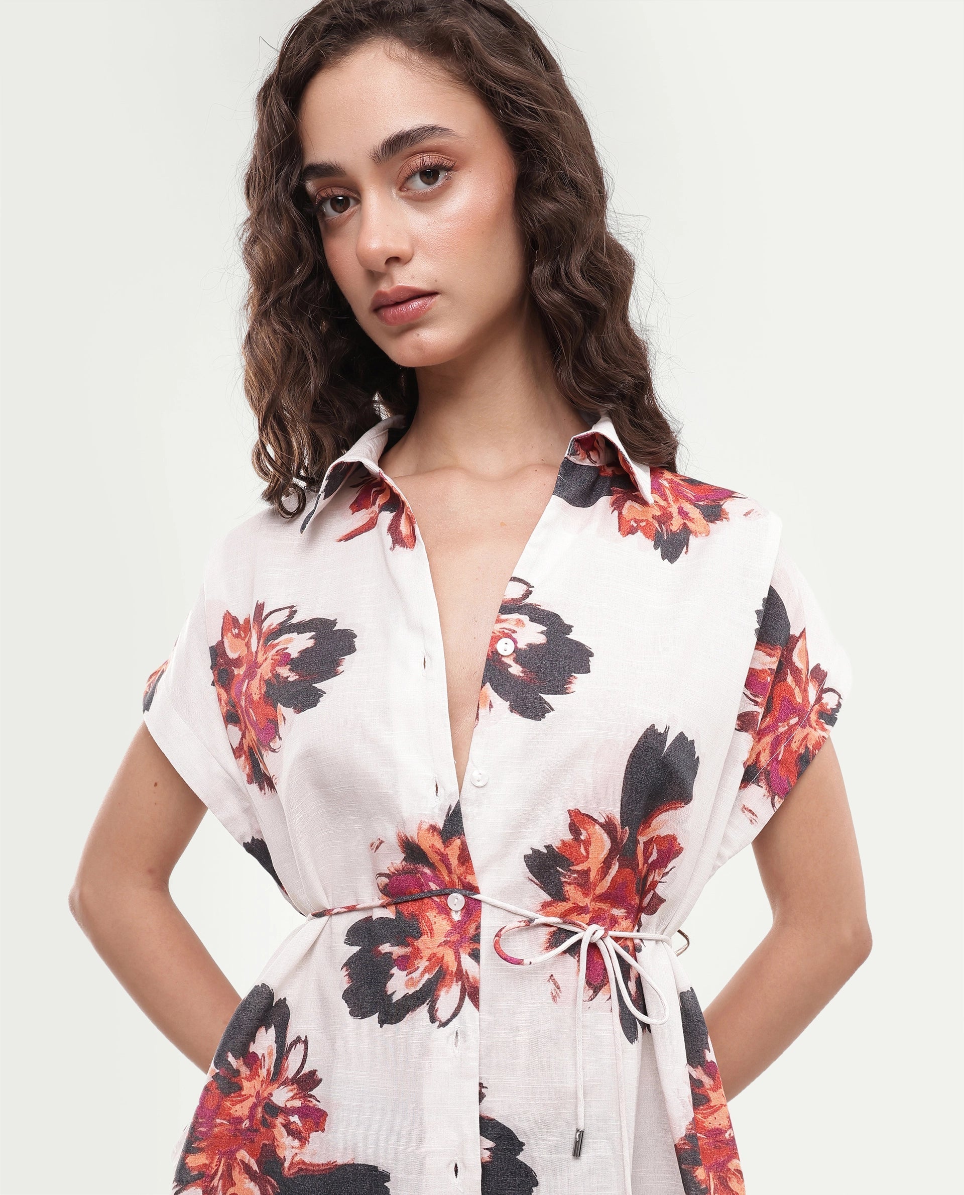 Rareism Women's Inassa Beige Floral Cotton Relaxed Short Sleeves Top