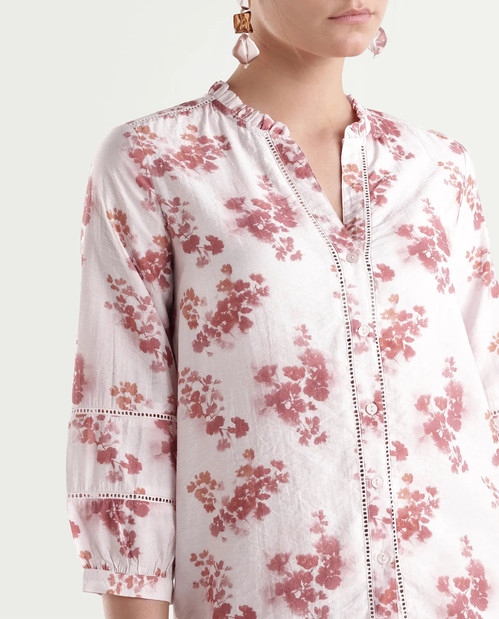 Rareism Women's Ivora Off White Viscose Blend Button Regular Fit Floral Print Top