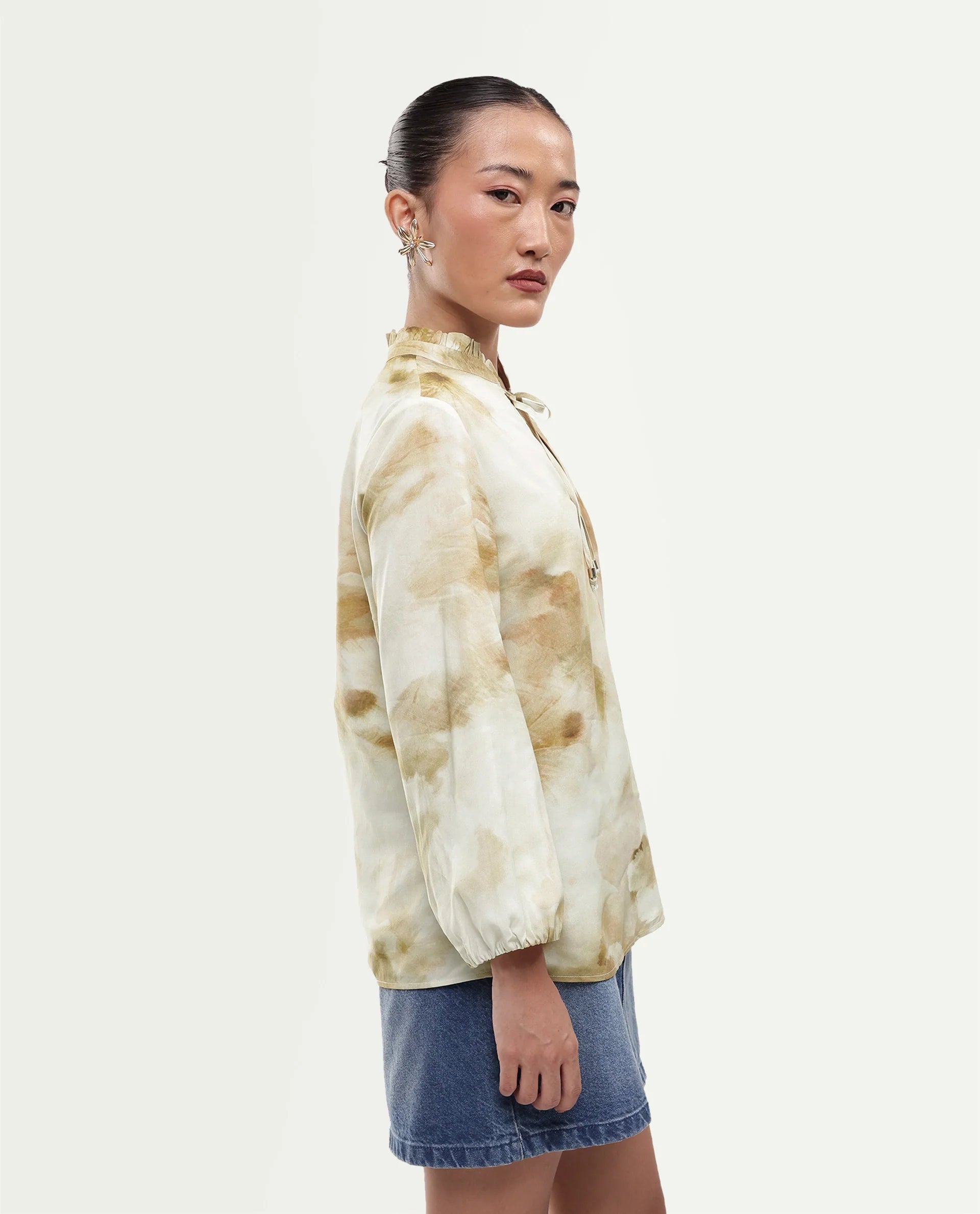 Rareism Women's Saito Olive Viscose Pull-On Regular Fit Abstract Print Top
