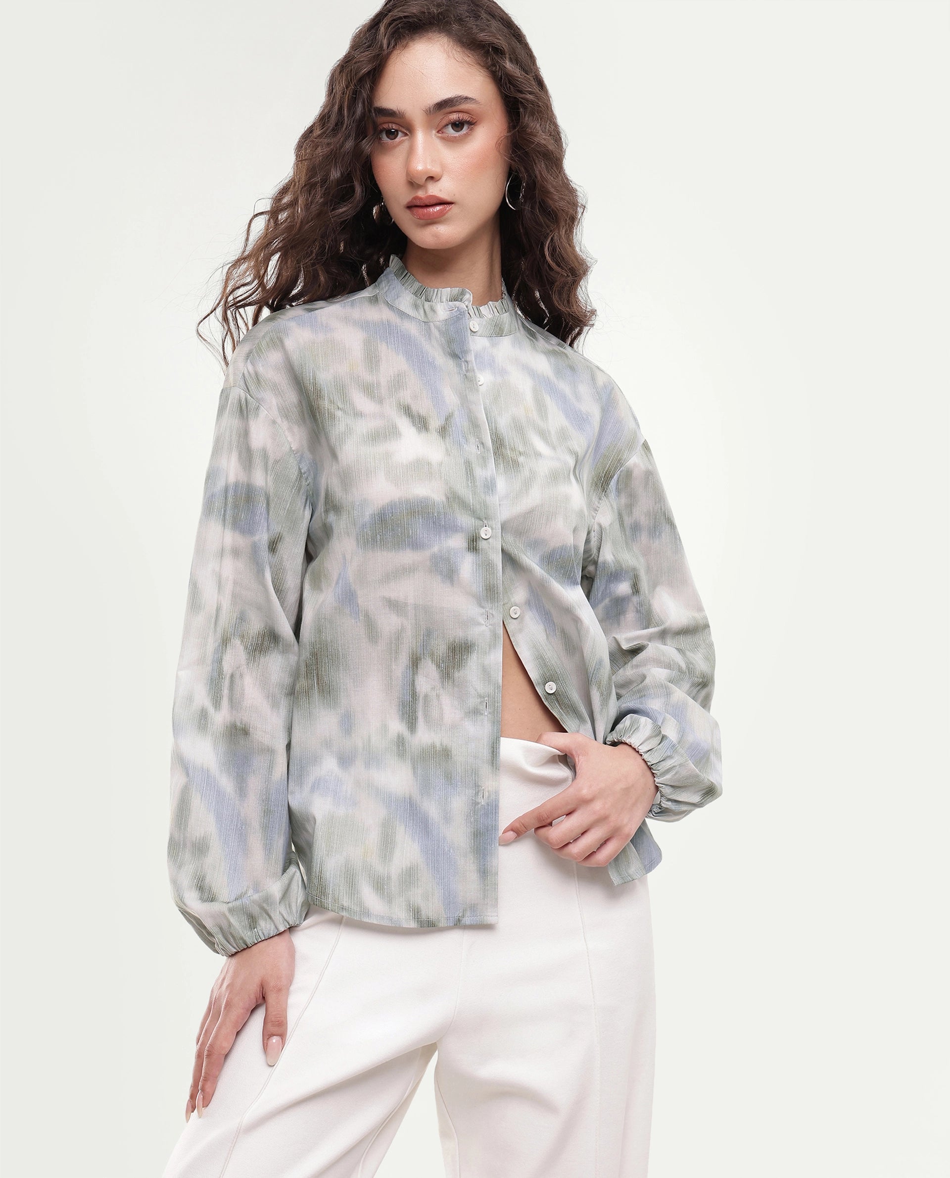 Rareism Women's Overo Pastel Green Abstract Cotton Regular Long Sleeves Top