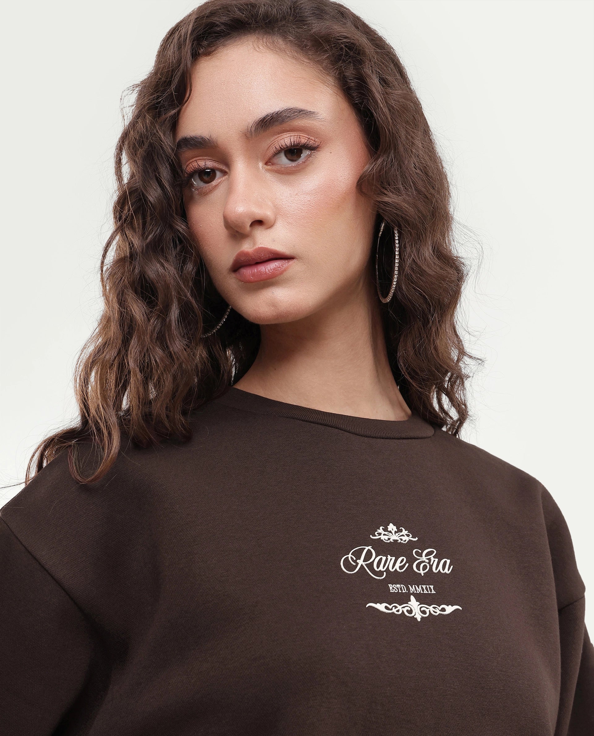 Rareism Women's Pivot Dark Brown Cotton Blend Pull-On Relaxed Fit Hd Print Sweatshirt