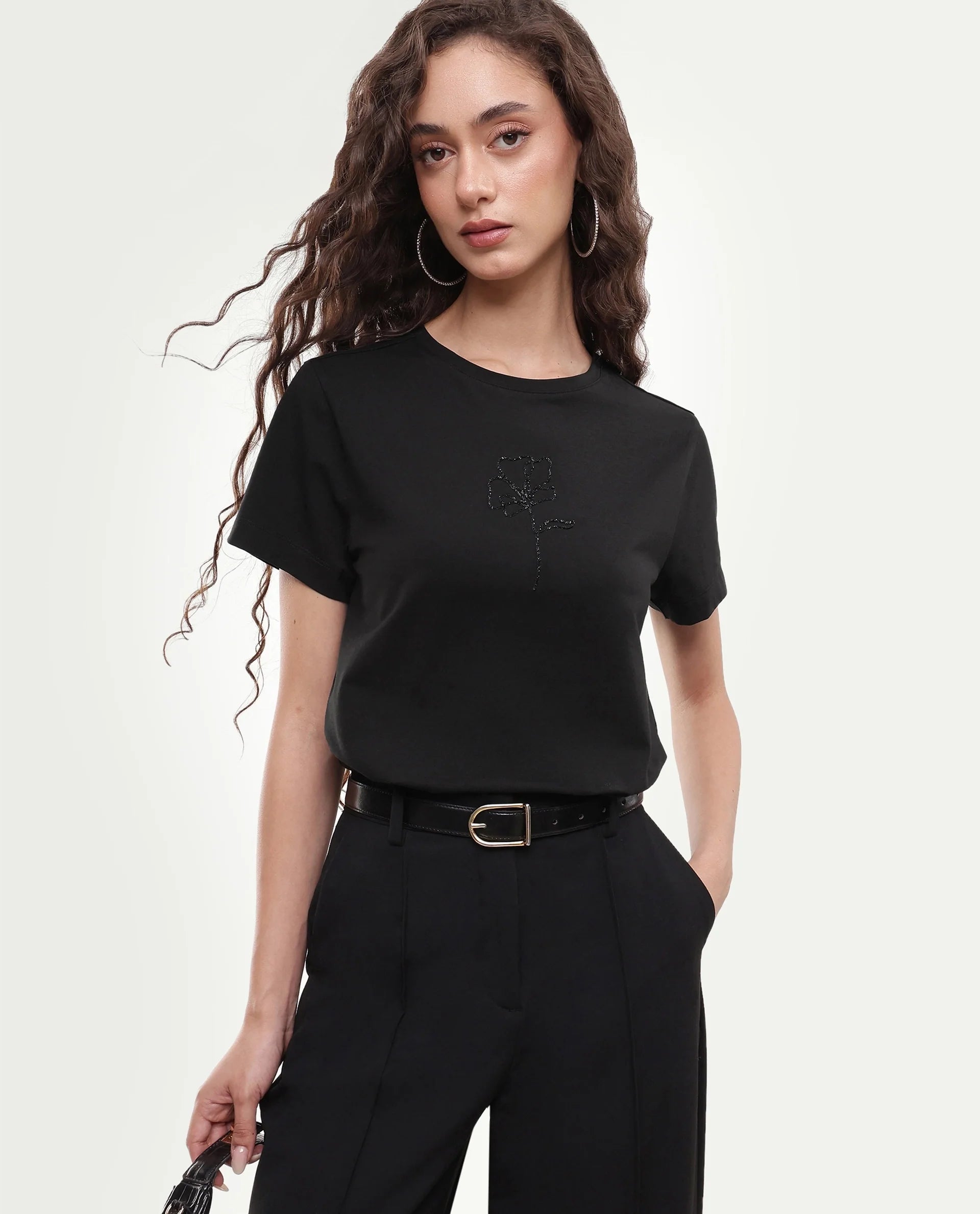 Rareism Women's Pleeve Black Cotton Blend Pull-On Regular Fit Printed T-Shirt