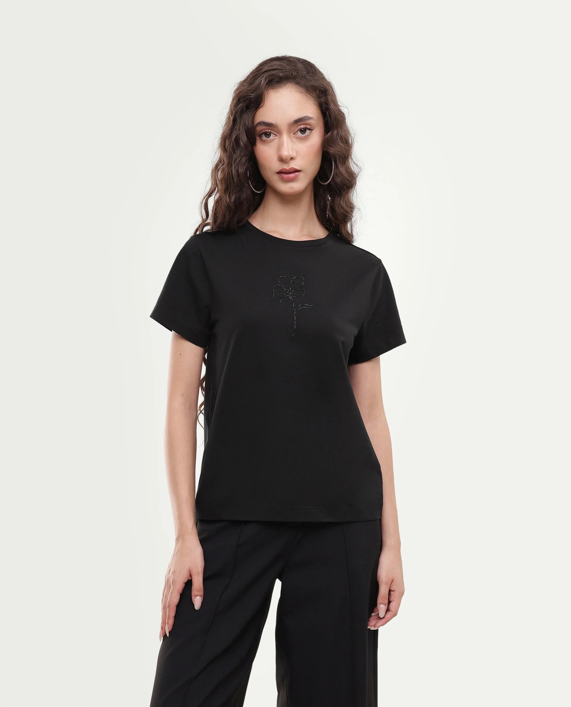 Rareism Women's Pleeve Black Cotton Blend Pull-On Regular Fit Printed T-Shirt