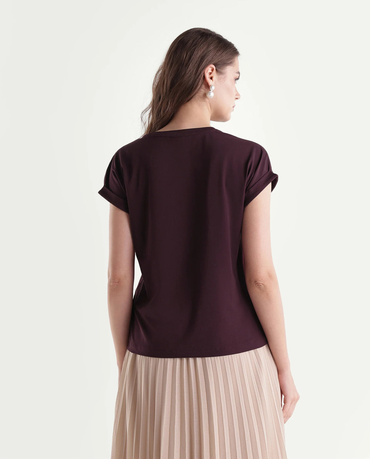 Rareism Women's Poil Dark Maroon Cotton Blend Pull-On Relaxed Fit Typography Print T-Shirt