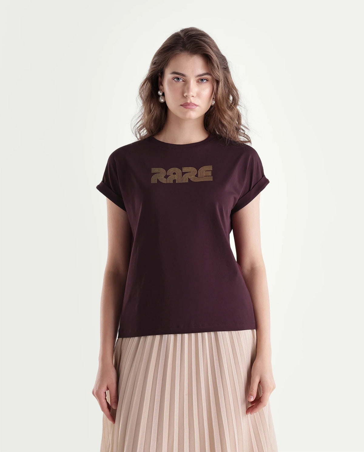 Rareism Women's Poil Dark Maroon Cotton Blend Pull-On Relaxed Fit Typography Print T-Shirt