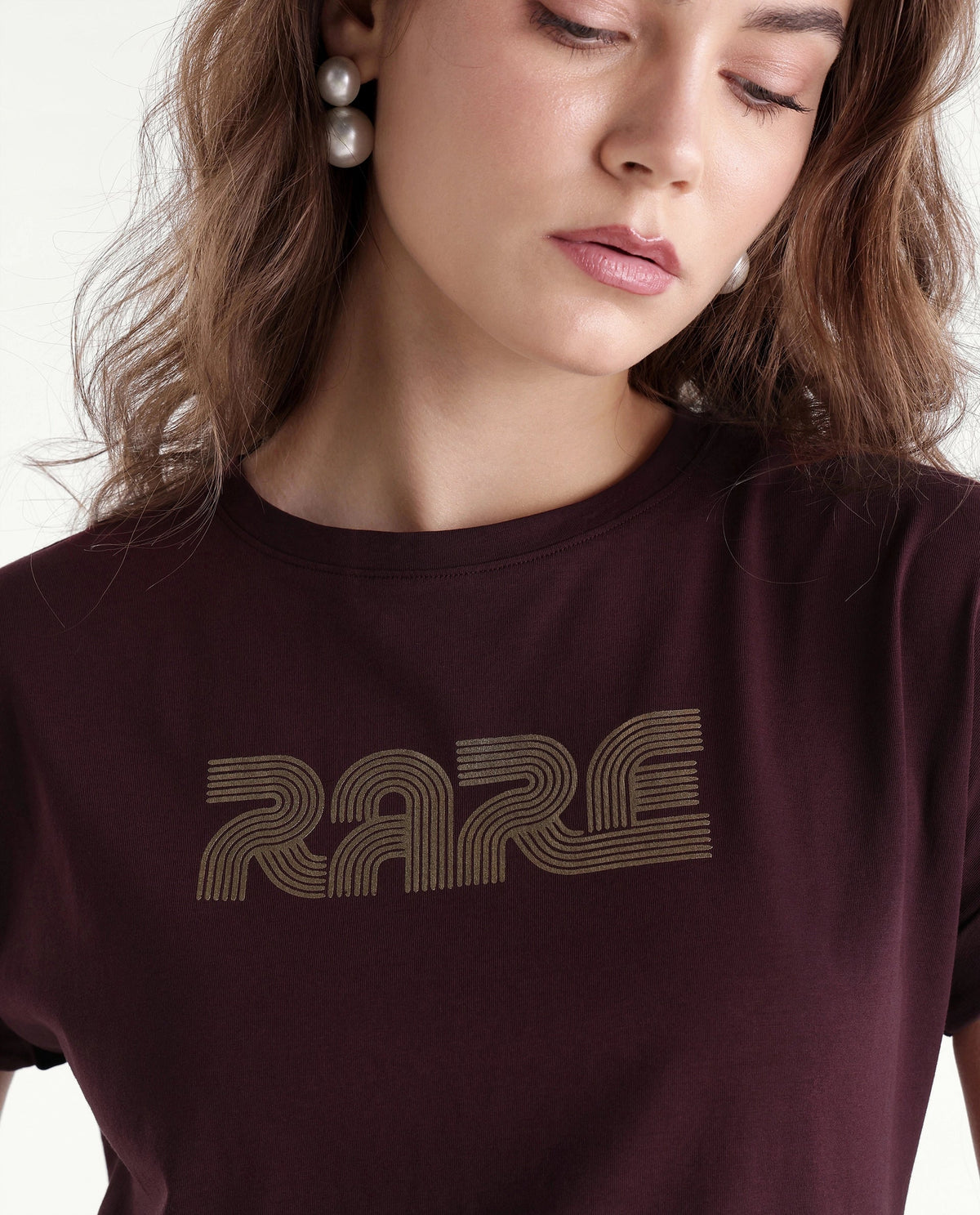Rareism Women's Poil Dark Maroon Cotton Blend Pull-On Relaxed Fit Typography Print T-Shirt