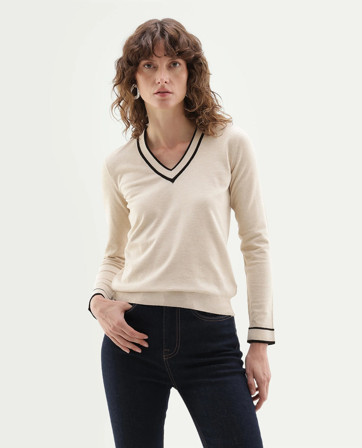 Rareism Women's Lanbo Off White Viscose Blend V-Neck Regular Plain Sweater