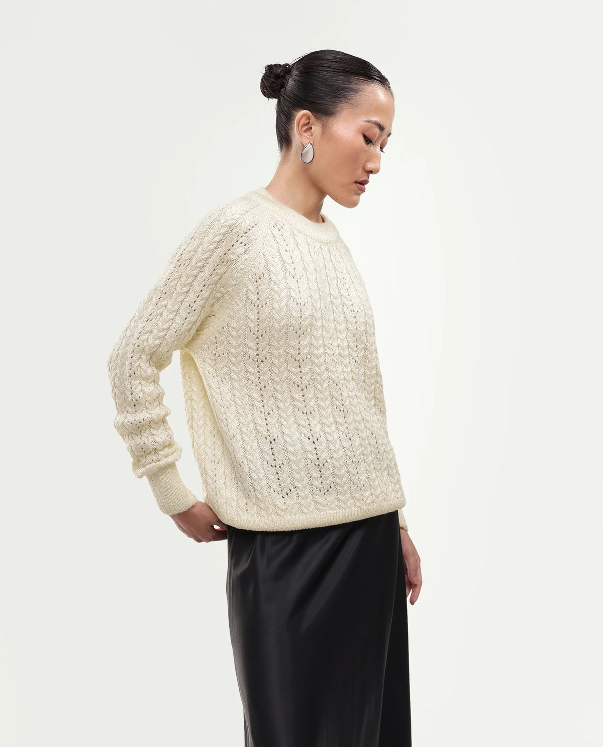 Rareism Women's Leseq Off White Polyester Blend Pull-On Relaxed Fit Plain Sweater
