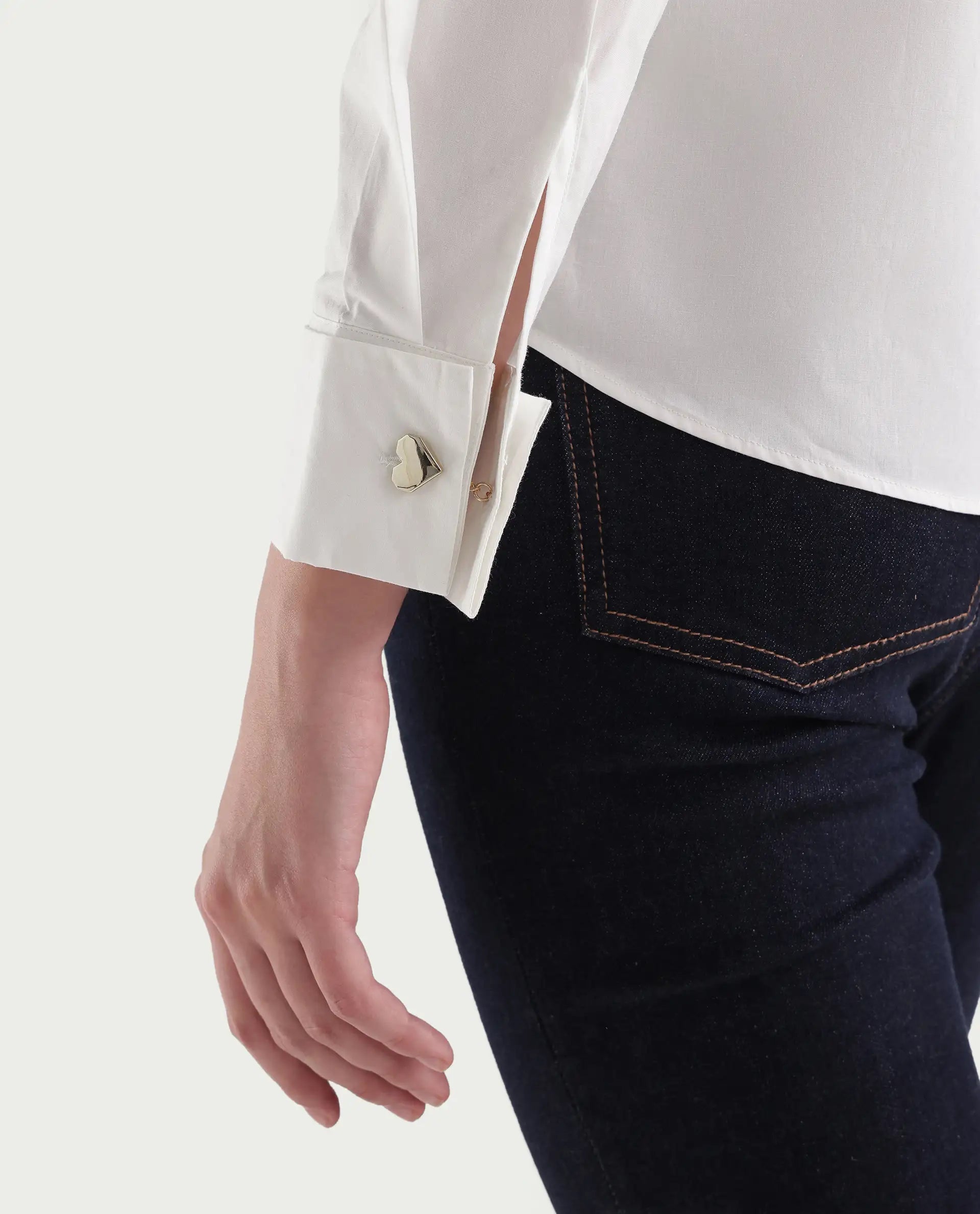 Rareism Women's Ronwio Light White Cotton Spread Collar Regular Plain Shirt