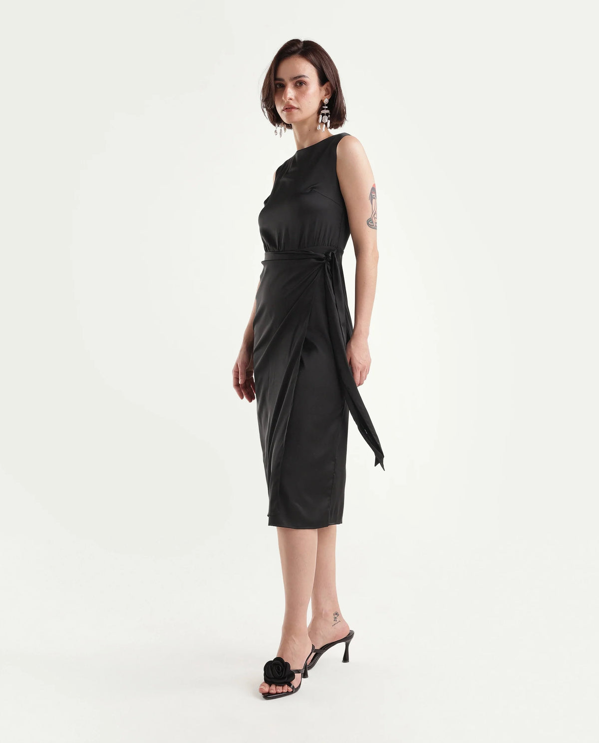 Rareism Women's Onprap Dark Black Polyester Blend Button And Zip Wrap Plain Dress - image 5