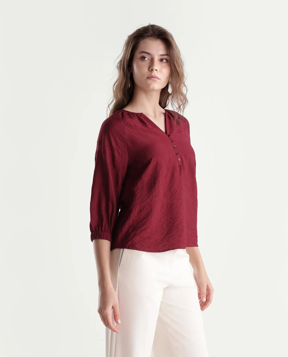 Rareism Women's Bessy Maroon Viscose Blend V-Neck Bodycon Jacquard Top