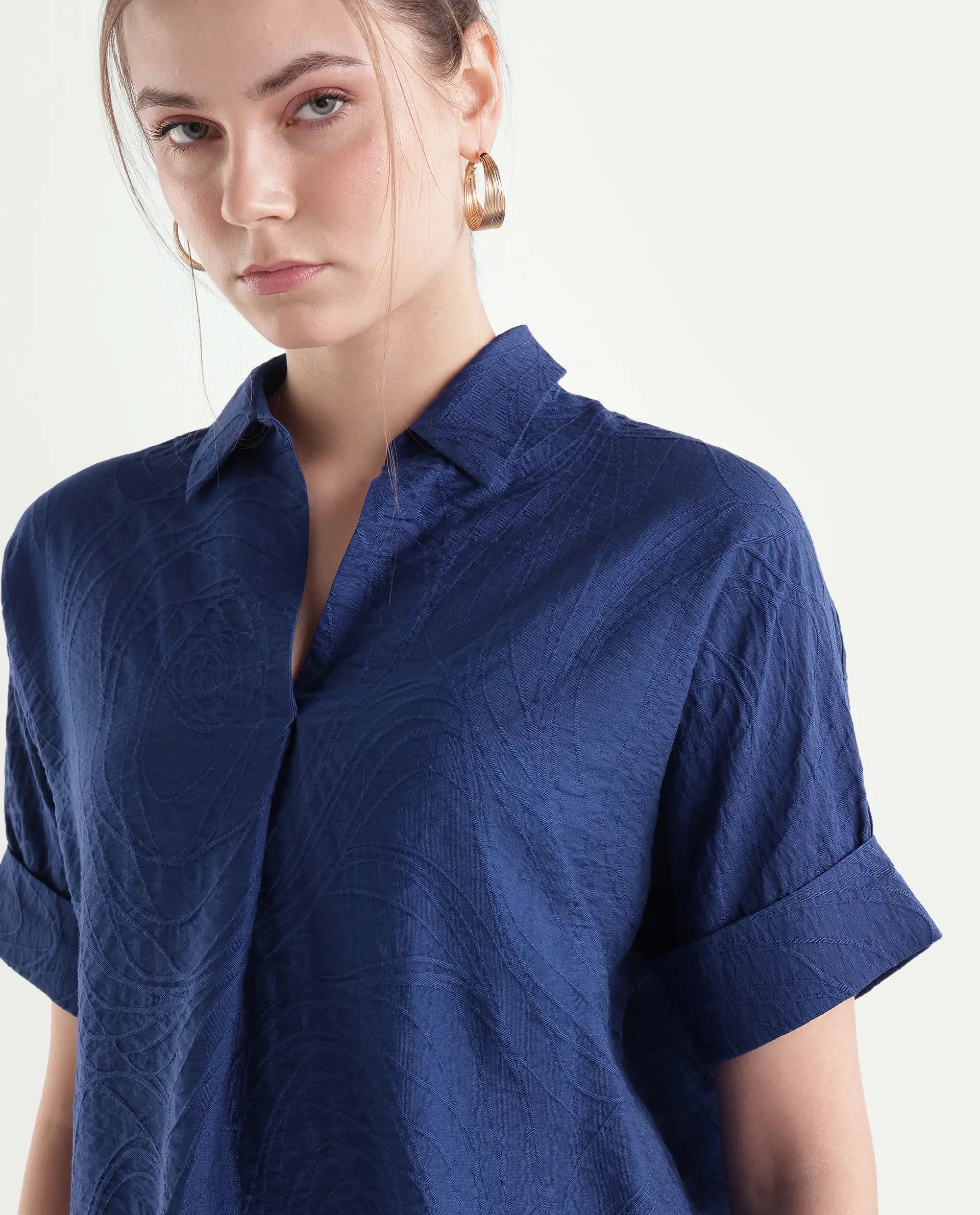 Rareism Women's Dazure Blue Viscose Blend Spread Collar Boxy Jacquard Top